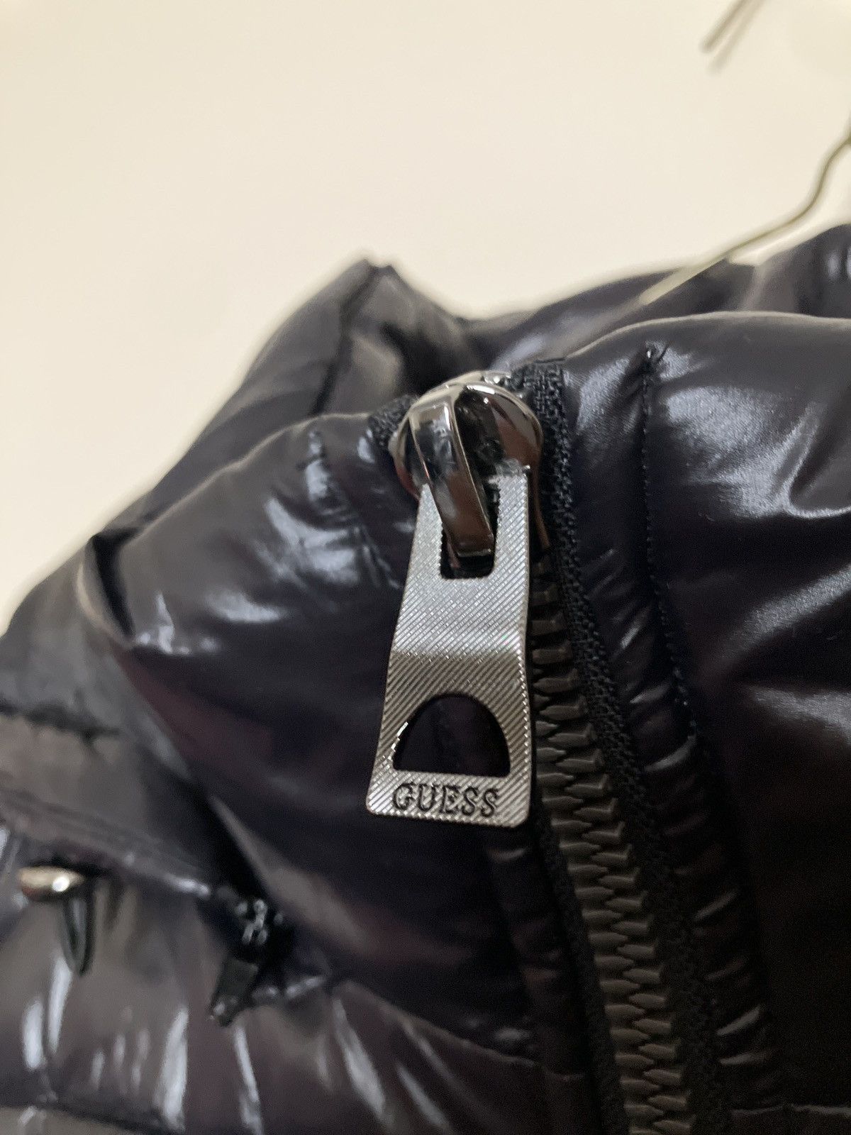 Guess Guess Puffer Jacket Mens Hooded Hoodie Coat Removable Hood Size US L / EU 52-54 / 3 - 6 Thumbnail
