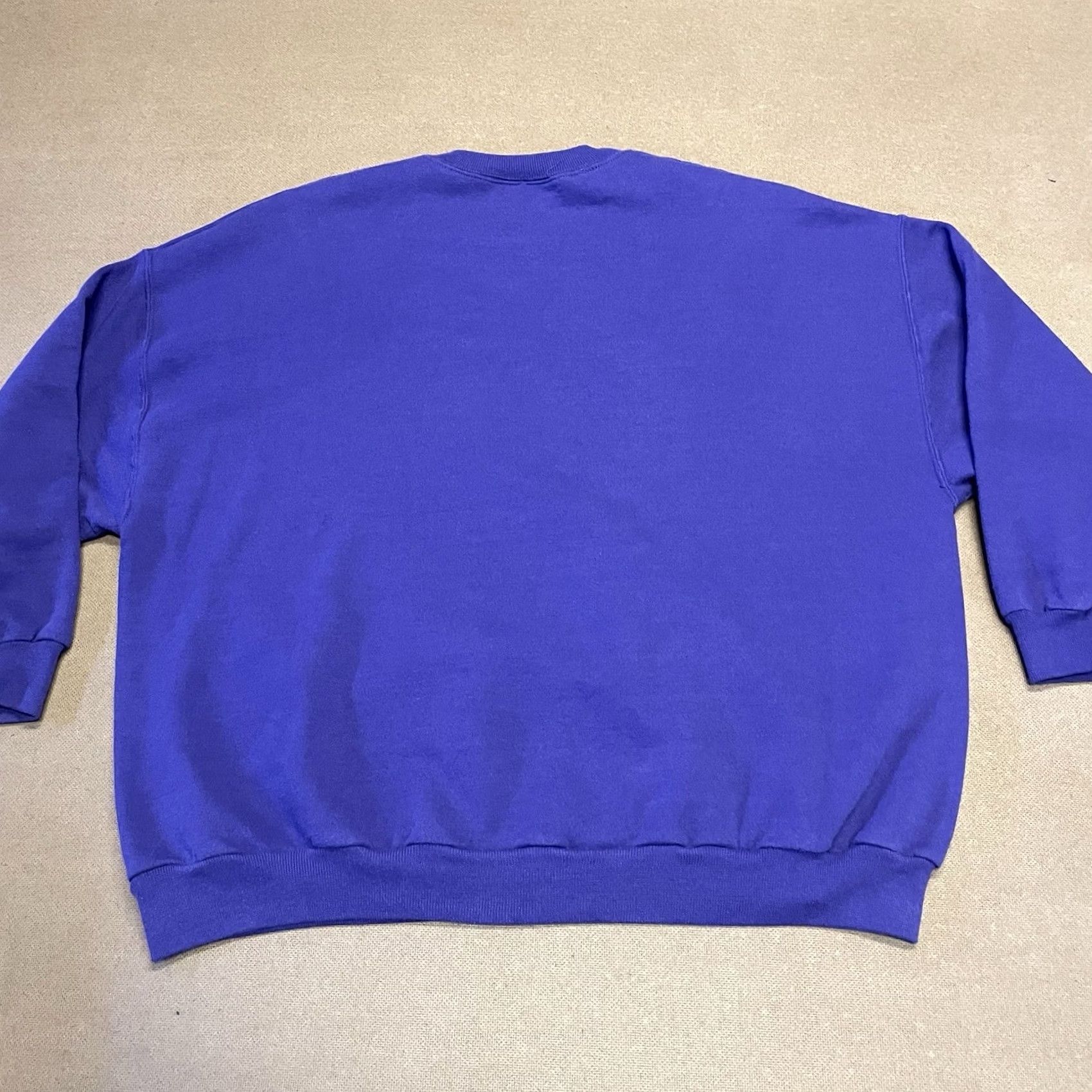 Vintage VINTAGE Purple Sweatshirt Womens Large Lady Crewneck Rhinestone Red Hat Ladies Size L / US 10 / IT 46 - 3 Thumbnail