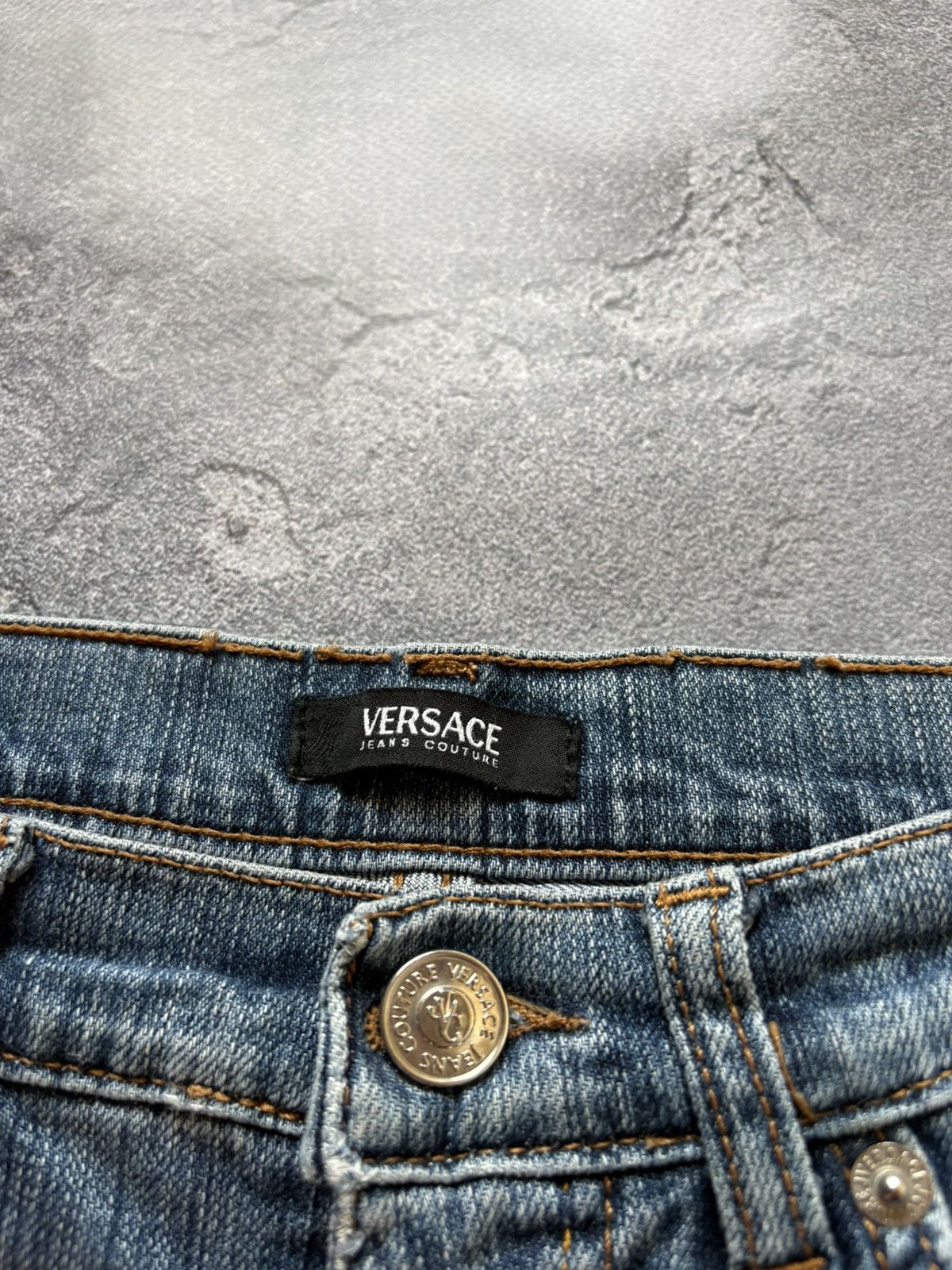 Versace Jeans Couture Vintage 00s Versace Jeans Couture Y2K Bootcut Flared Jeans Size 28" / US 6 / IT 42 - 6 Thumbnail