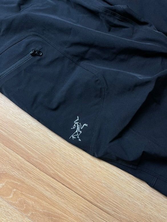 Arc'teryx Arc'teryx Women's M Black Softshell Pants - New with Tags Size 32" / US 10 / IT 46 - 2 Thumbnail