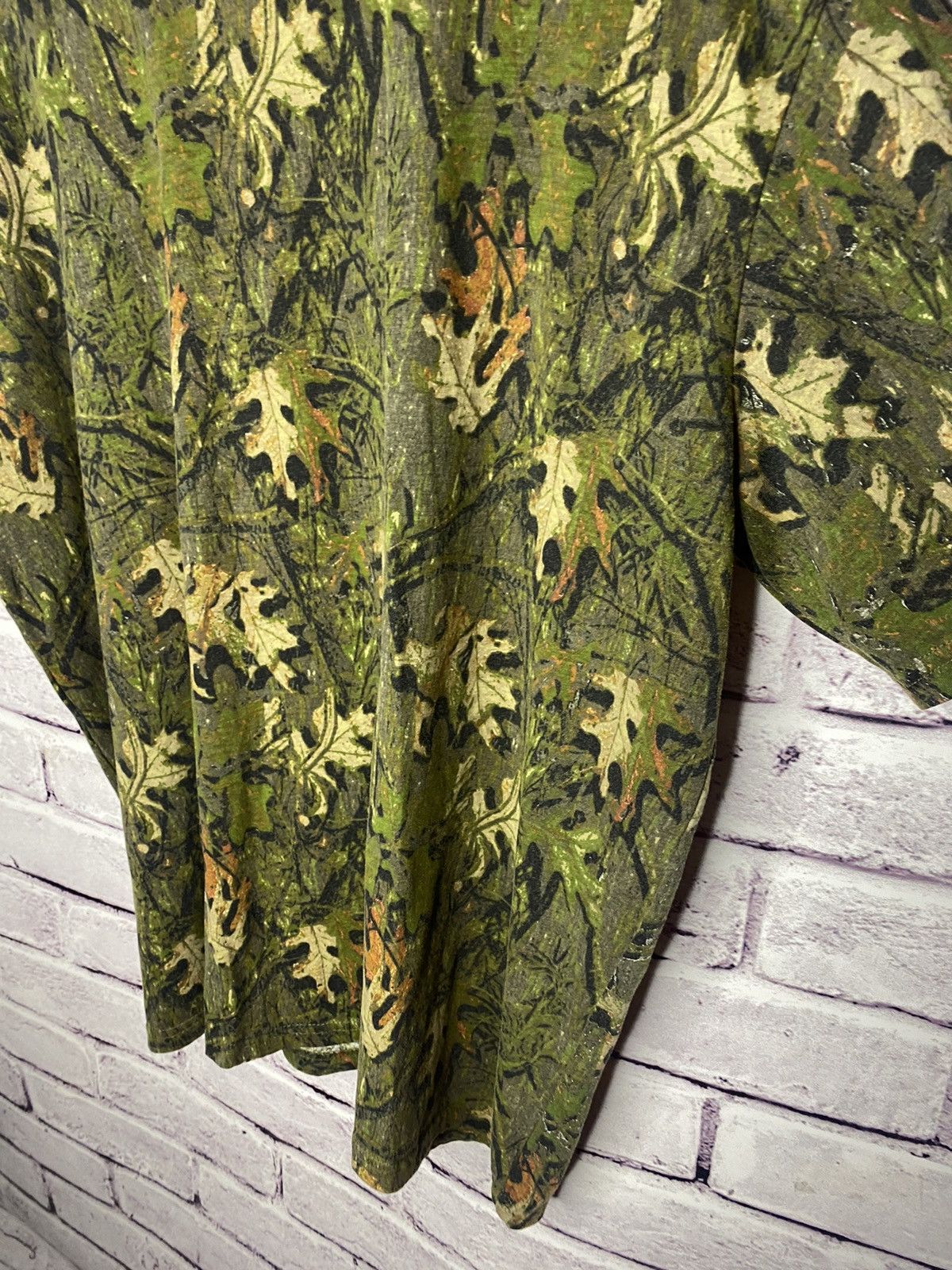 Japanese Brand MENS T-shirt Real Tree Overprint Logo Streatwear y2k Tee Size US XL / EU 56 / 4 - 6 Thumbnail