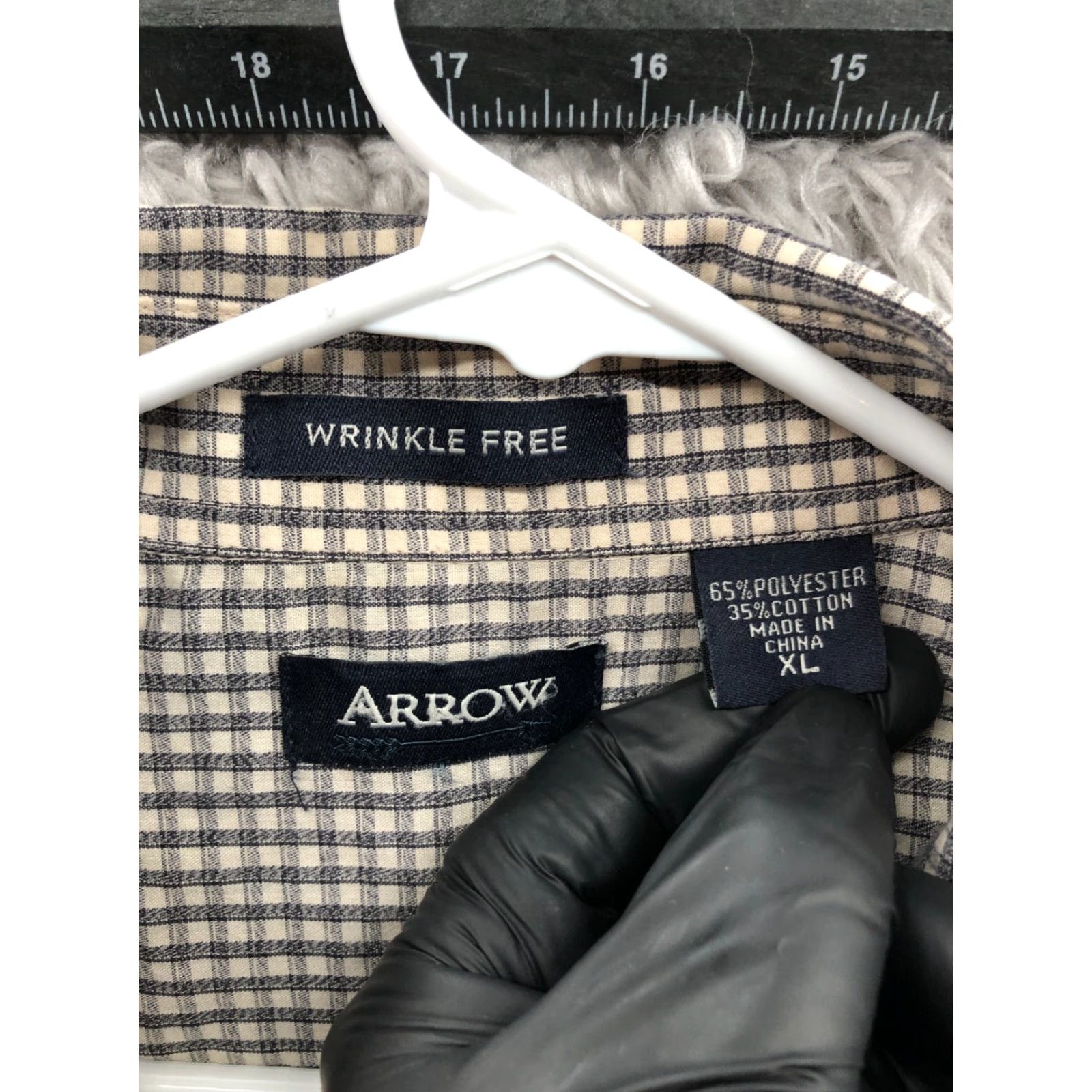 Arrow Arrow Shirt XL Mens Long Sleeve Plaid Gray Button-Up Spread Collar Knit Polyester Regular pocket? (Note: original text does not specify pockets) Size US XL / EU 56 / 4 - 6 Thumbnail