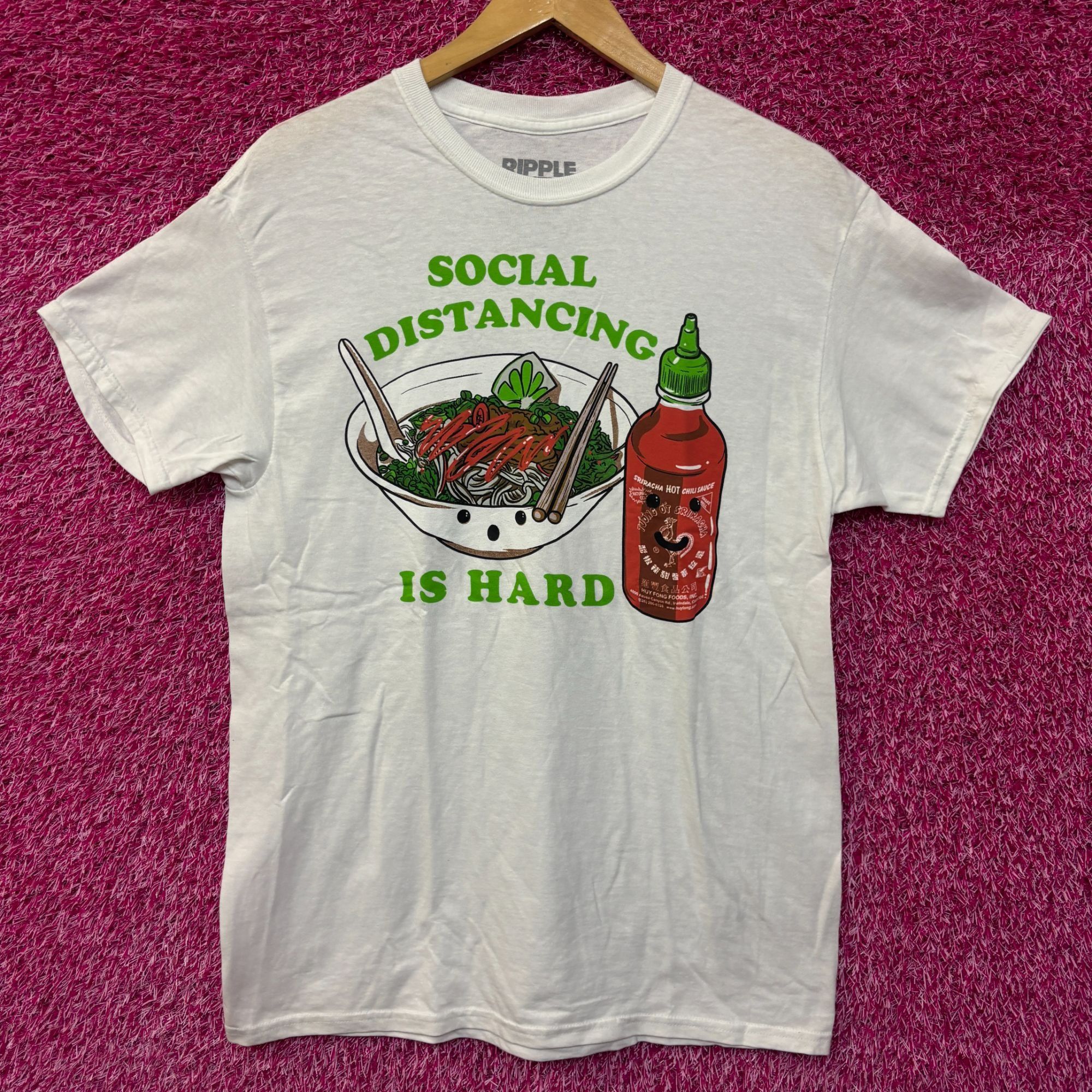 Ripple Junction Social distancing is hard damn siracha Tshirt size medium Size US M / EU 48-50 / 2 - 1 Thumbnail