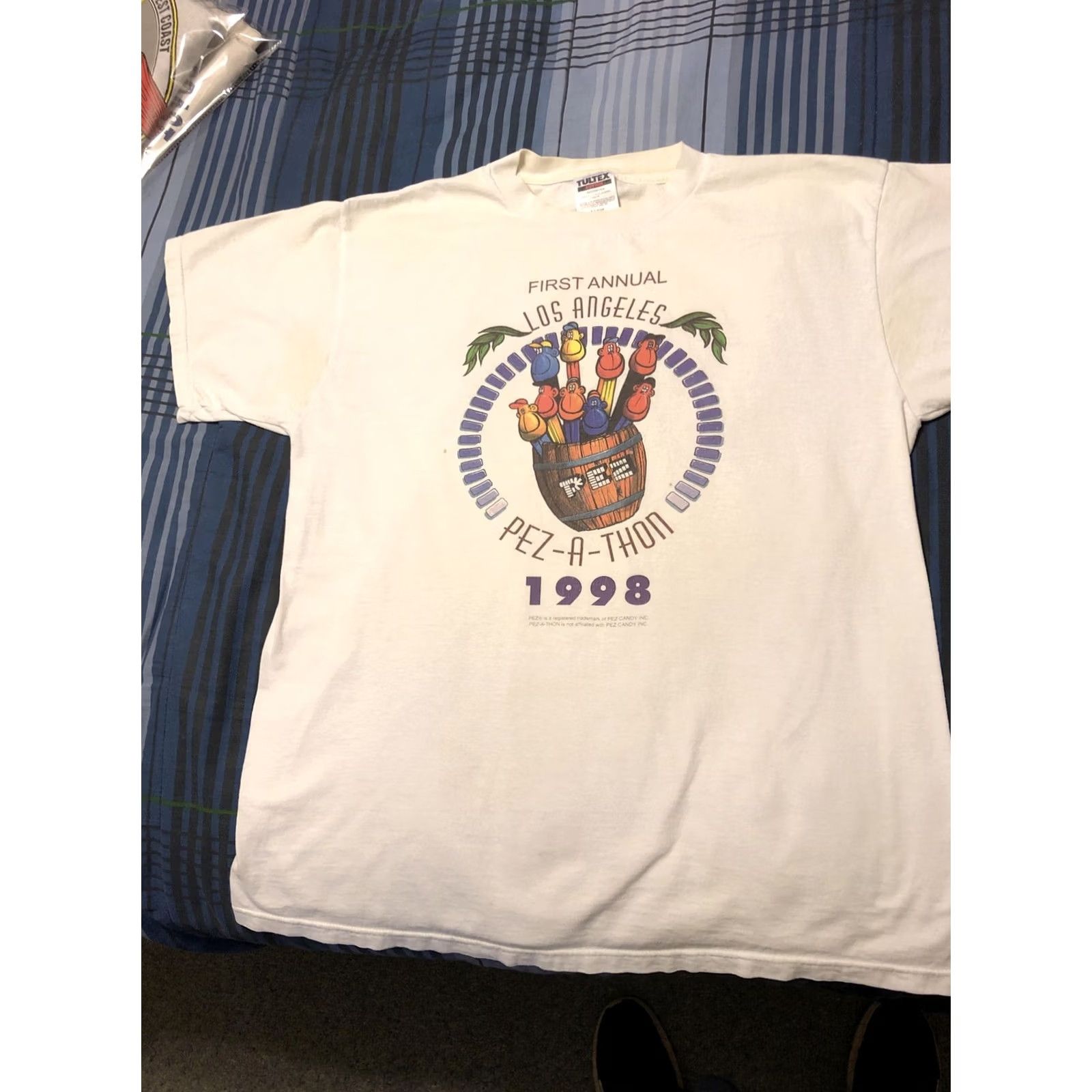Tultex VINTAGE PEZ Shirt 1998 Los Angeles Pez Convention XL Size US XL / EU 56 / 4 - 3 Thumbnail