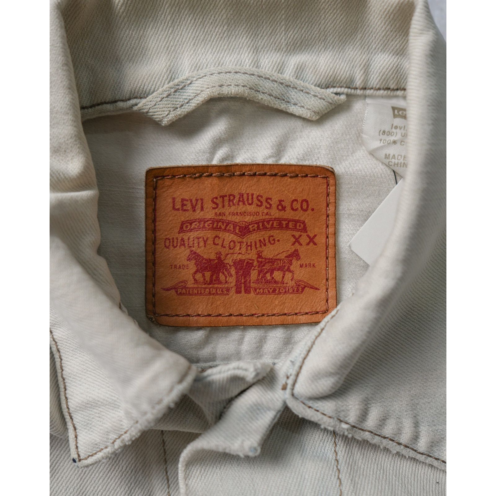 Levi's Vintage 90s Levis White Denim Jacket - Women's Medium Size M / US 6-8 / IT 42-44 - 3 Thumbnail