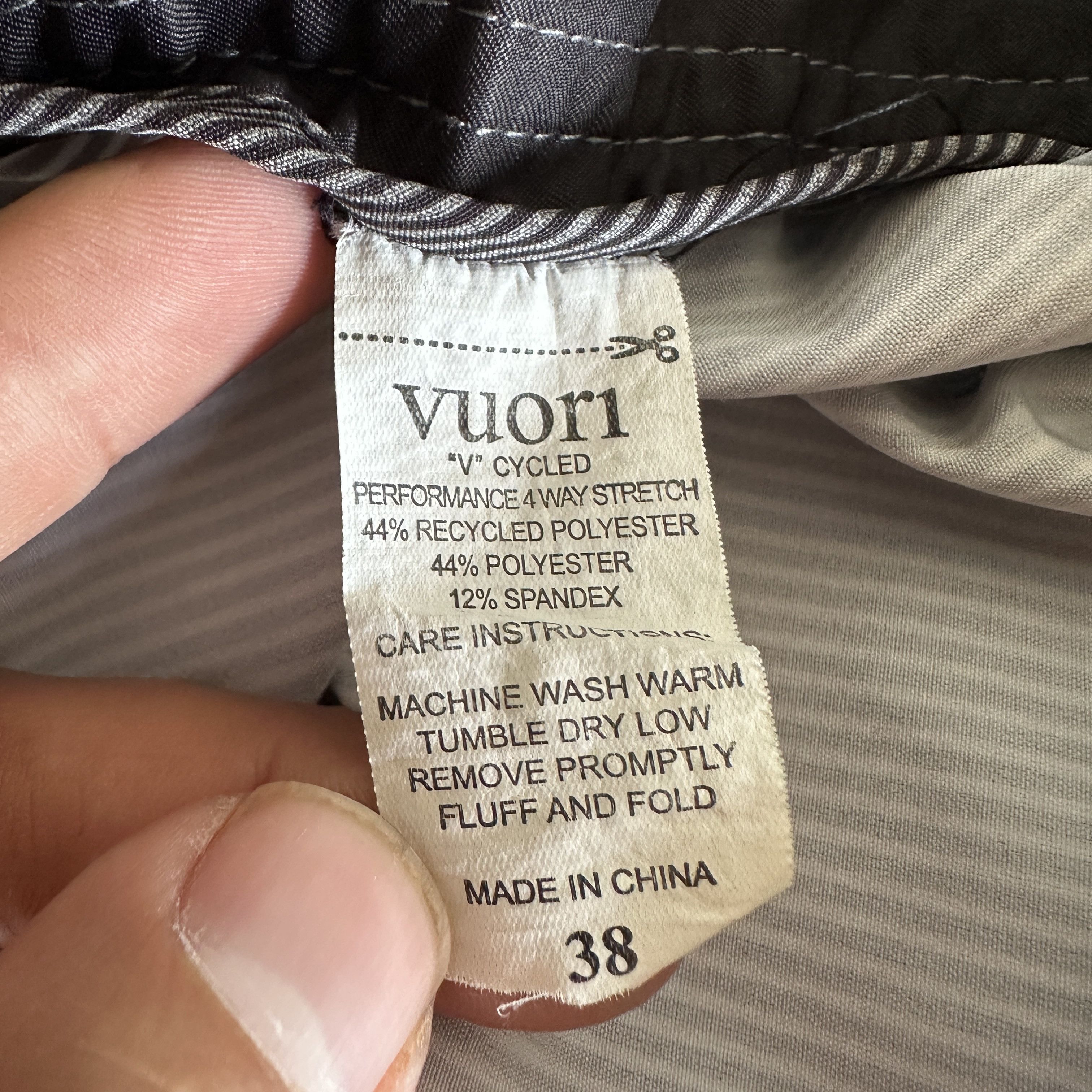 Vuori Vuori Cruise Board Shorts 38 Gray Striped Swim Trunks V314 Size US 38 / EU 54 - 10 Thumbnail