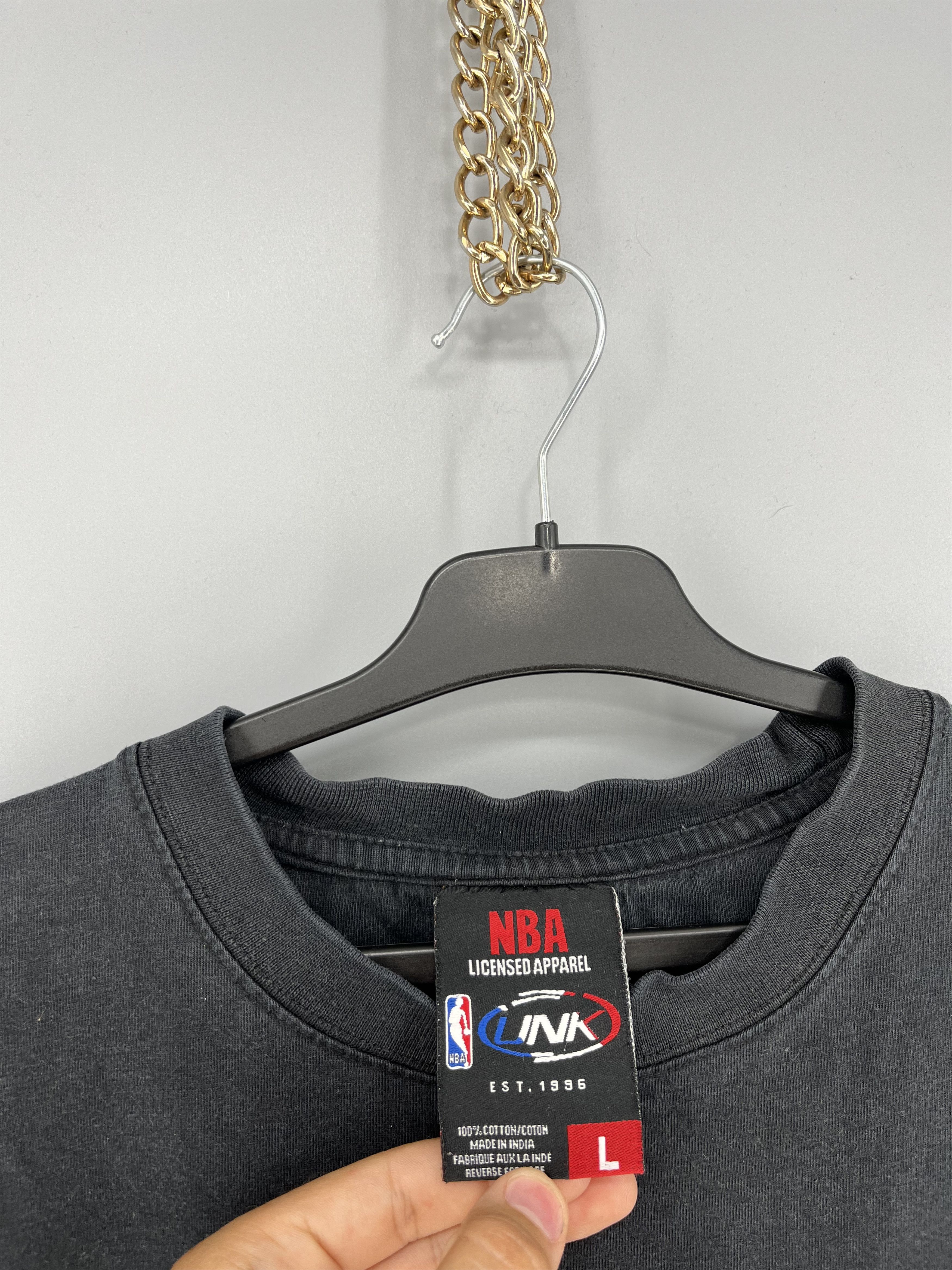 NBA × Rap Tees Vintage Dwyane Wade Miami Heat NBA Raptees L USA RARE Size US L / EU 52-54 / 3 - 8 Thumbnail
