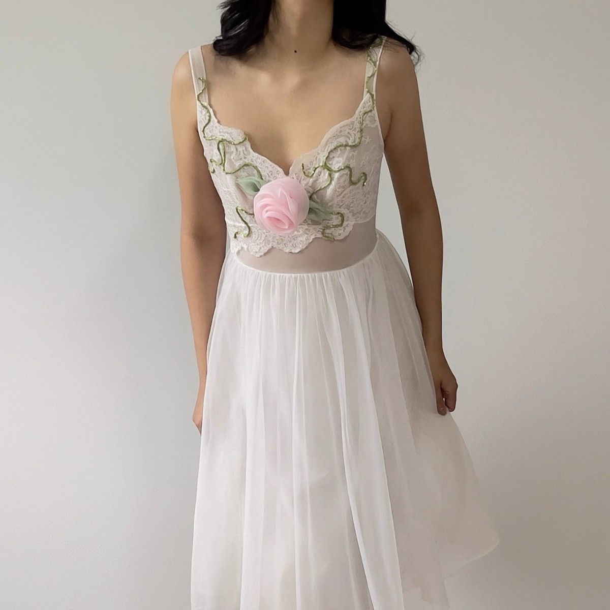 Vintage Romantic 1960's White Nightgown (XXS-XS) Size XS / US 0-2 / IT 36-38 - 1 Thumbnail