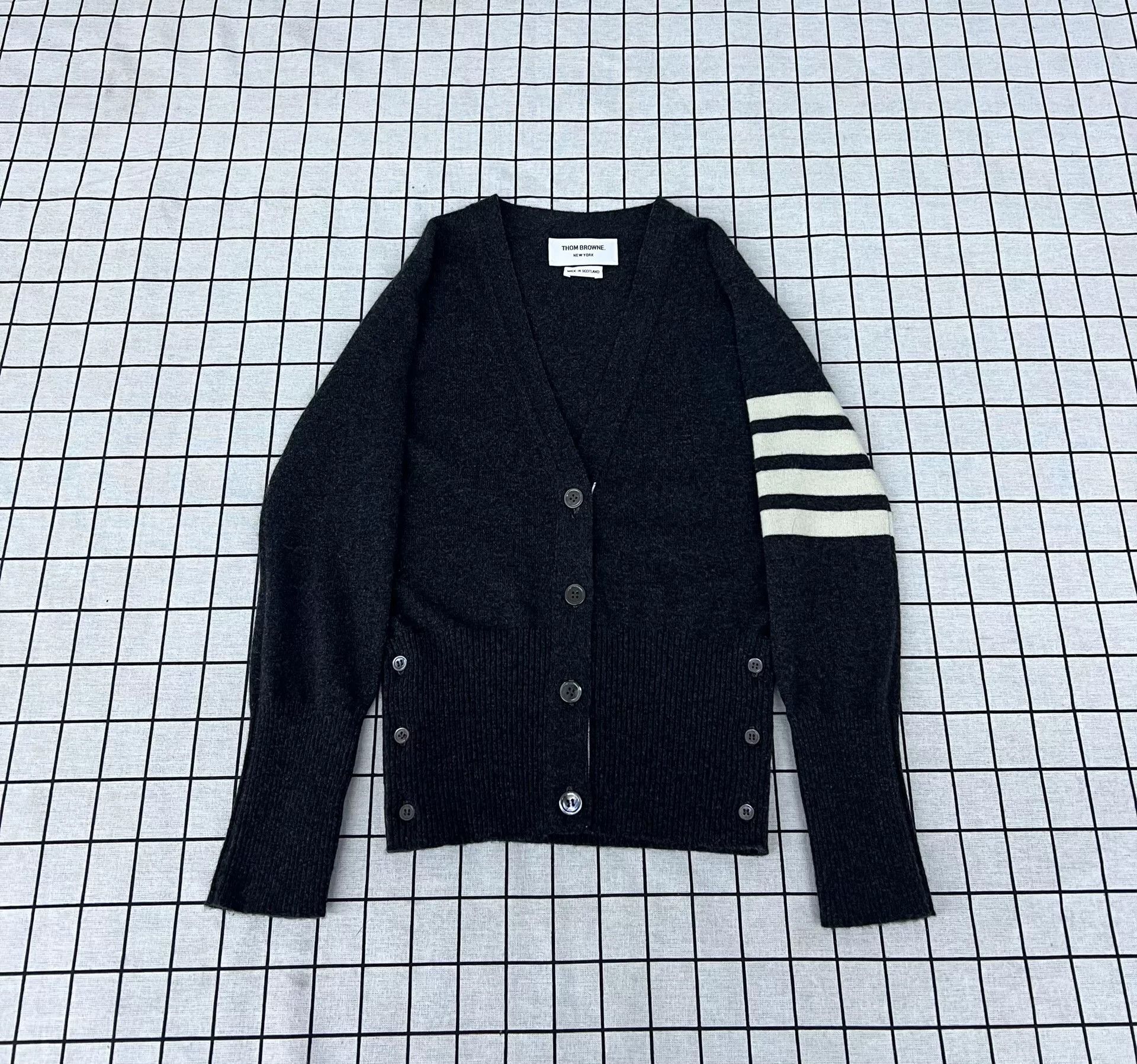 Thom Browne Thom Browne Brown Sweater S Women Size S / US 4 / IT 40 - 1 Thumbnail
