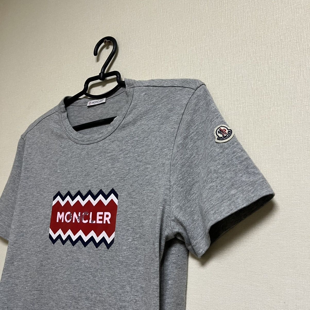 Moncler Moncler T-shirt Size US S / EU 44-46 / 1 - 2 Thumbnail
