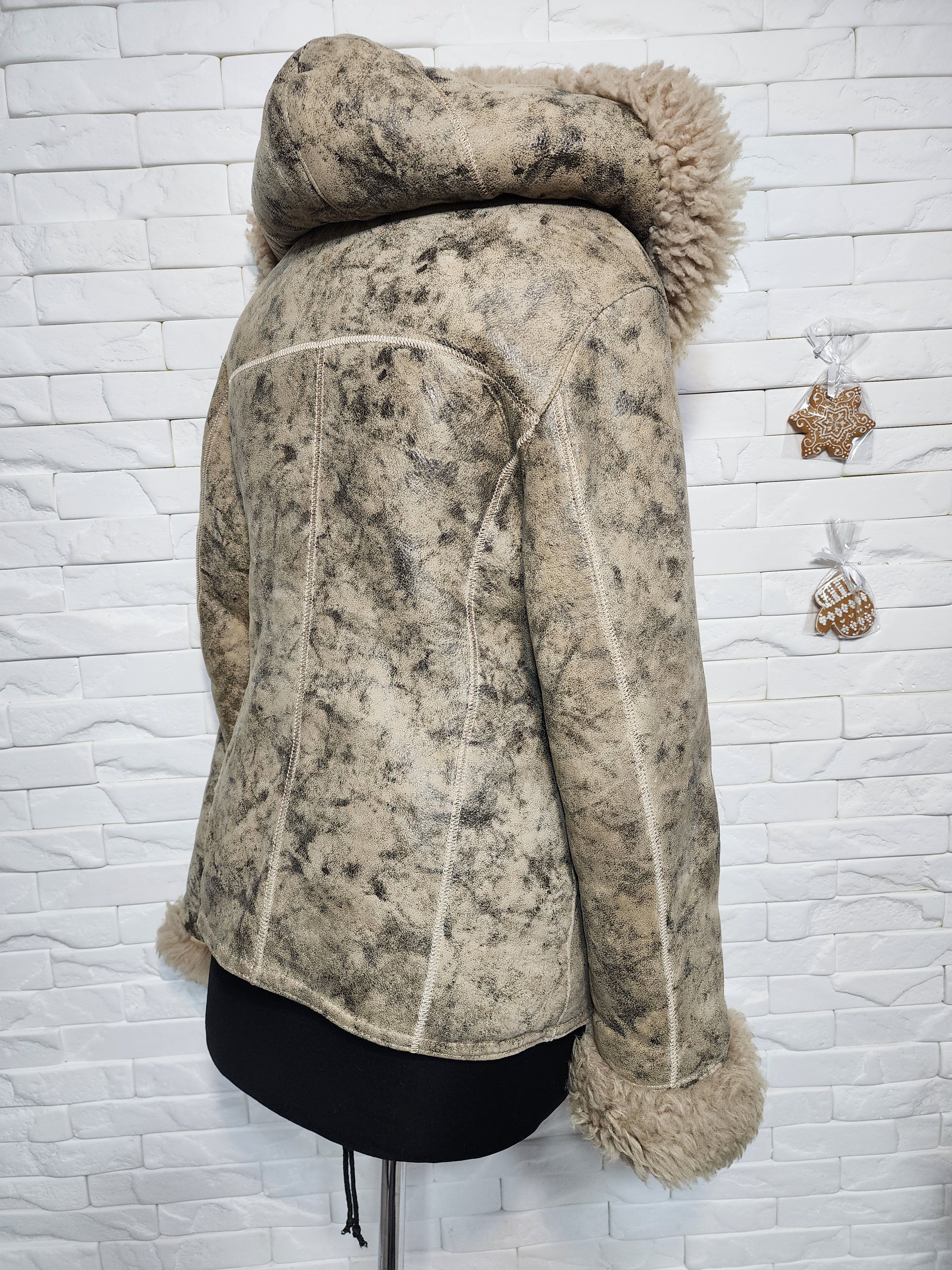 Furla Brown Sheepskin Coat: Women's Fur Hooded Winter Jacket Size L / US 10 / IT 46 - 6 Thumbnail