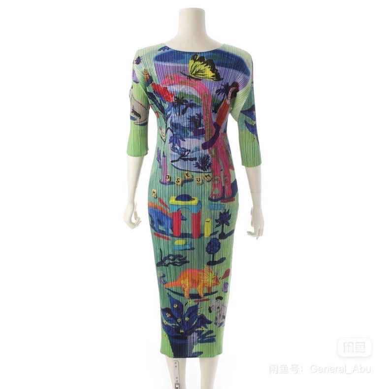 Issey Miyake Issey Miyake size:3 Green dinosaur dress Size S / US 4 / IT 40 - 4 Thumbnail