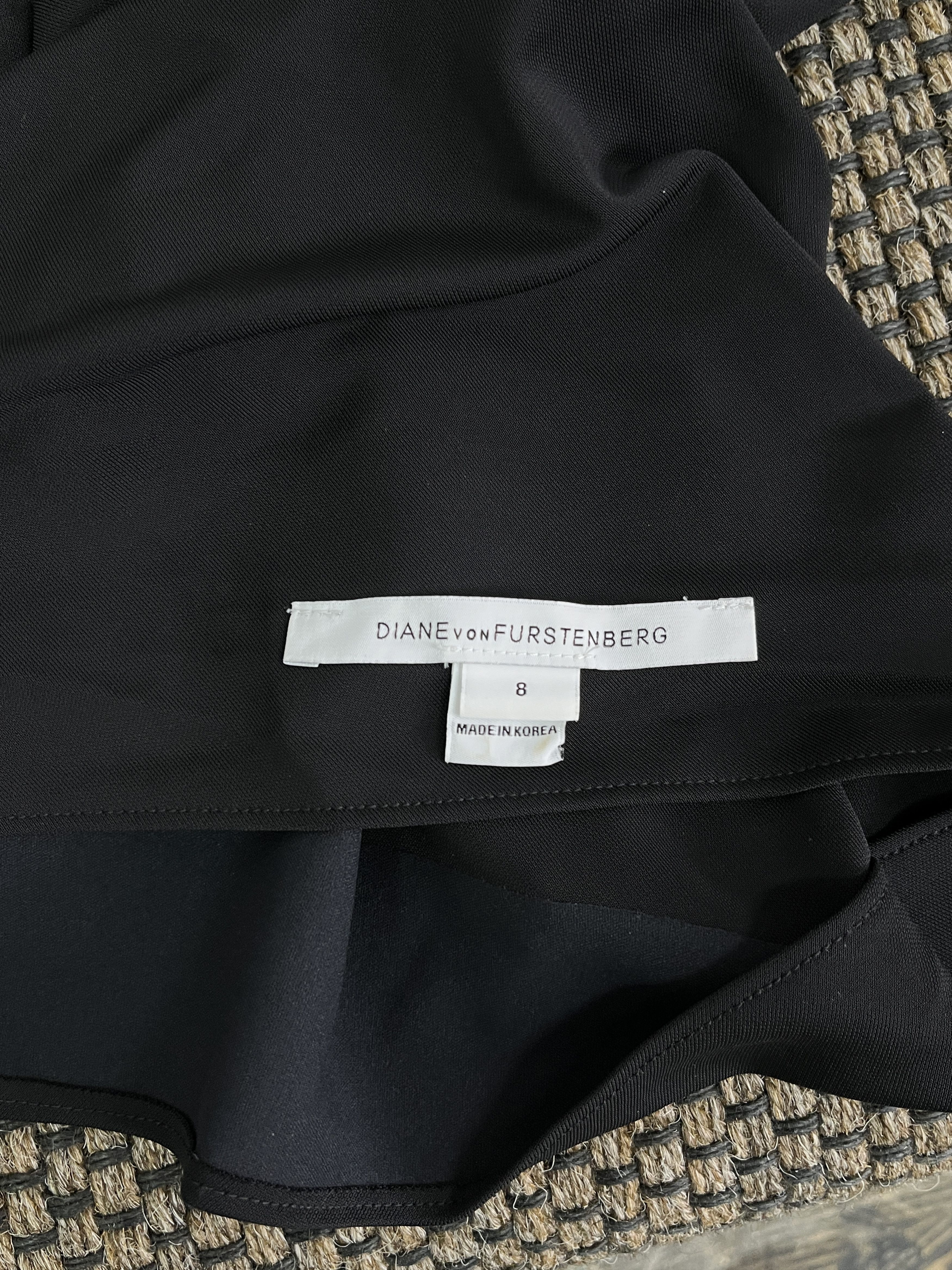 Diane von Furstenberg Diane Von Furstenberg Black One-Shoulder Maxi Dress Size M / US 6-8 / IT 42-44 - 4 Thumbnail