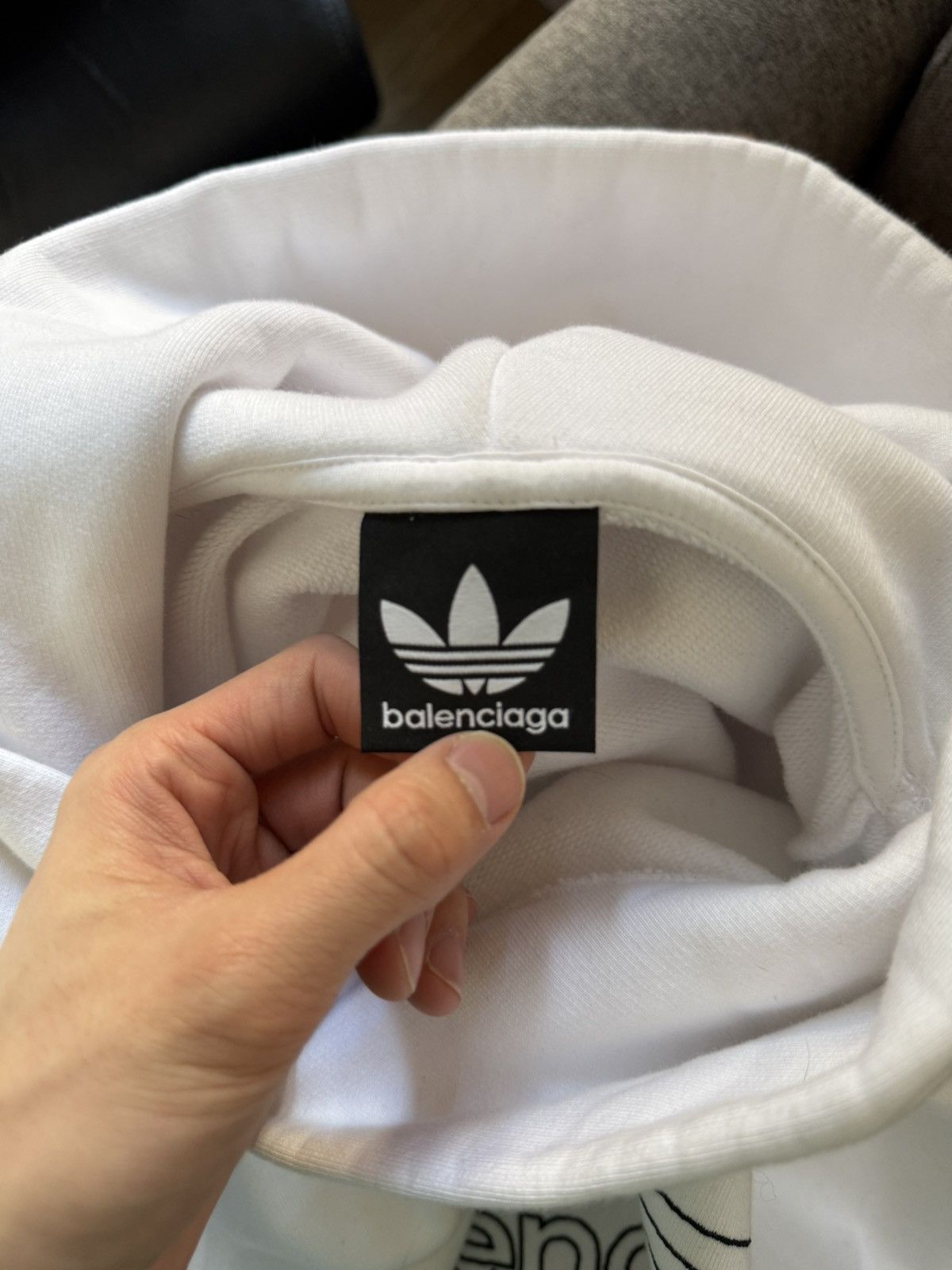 Adidas × Balenciaga Balenciaga oversized white trefoil hoodie Size US S / EU 44-46 / 1 - 4 Thumbnail