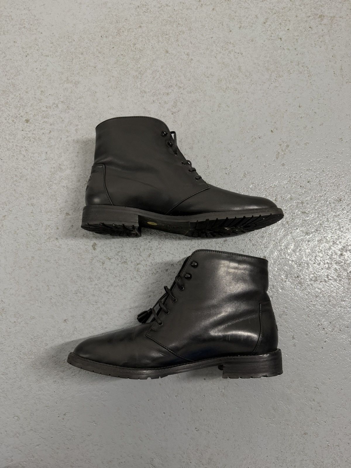Chanel Vintage Chanel Back Logo Leather Insulated Boots Size US 11 / IT 41 - 4 Thumbnail