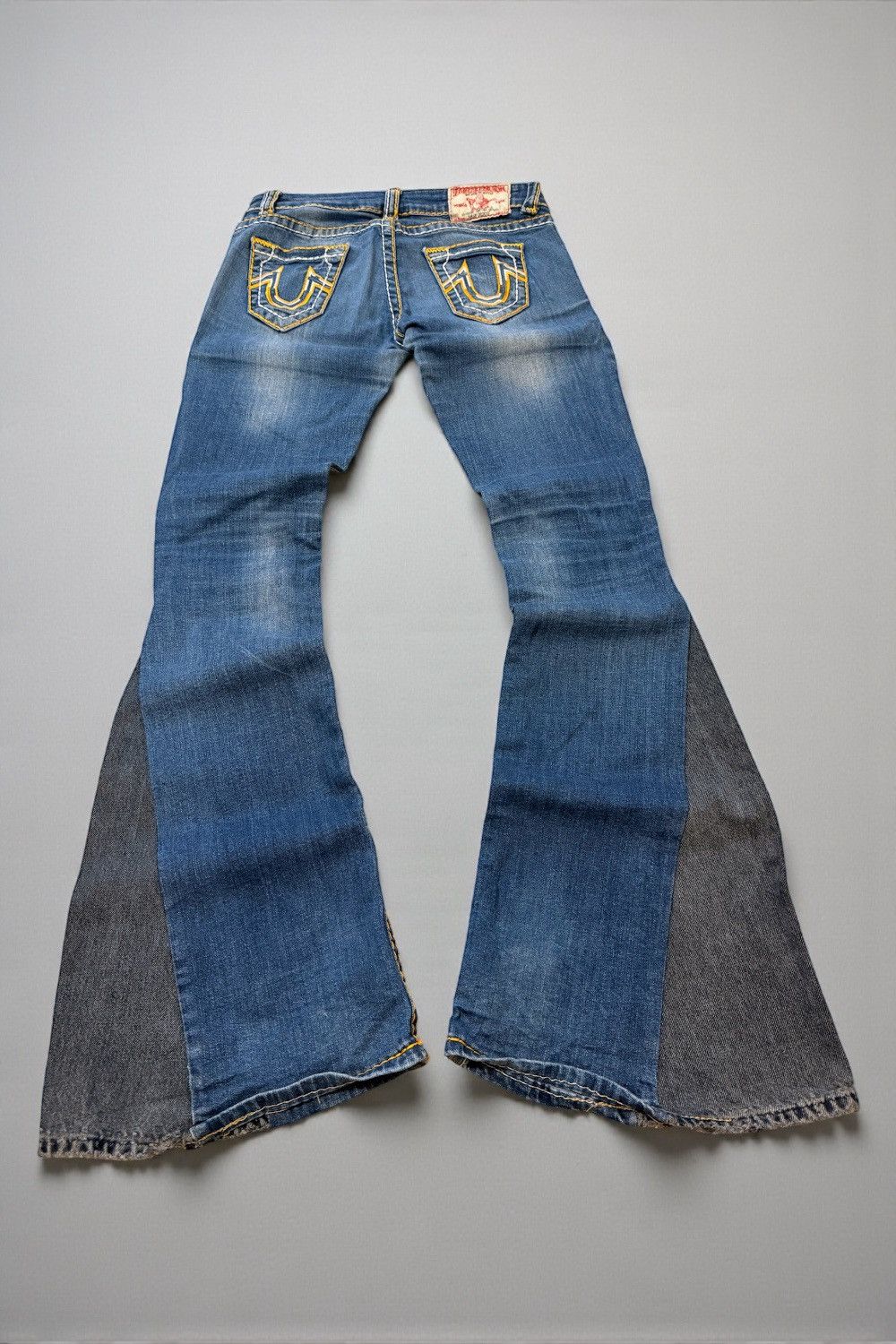 True Religion True Religion Julie Disco Flared Low Rise Jeans USA 27 Y2K Size US 27 - 1 Thumbnail
