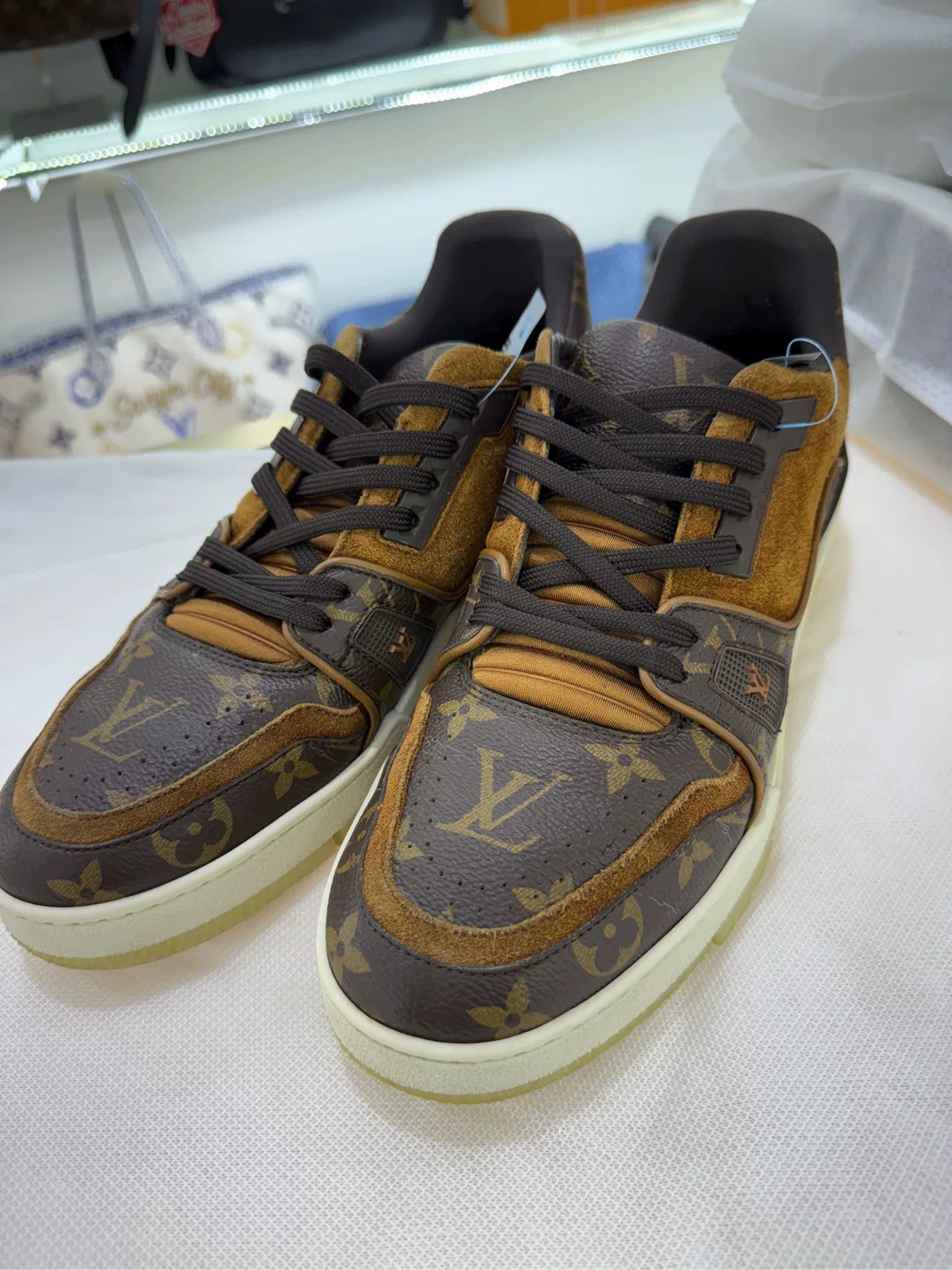Louis Vuitton Trainer Monogram Size 6