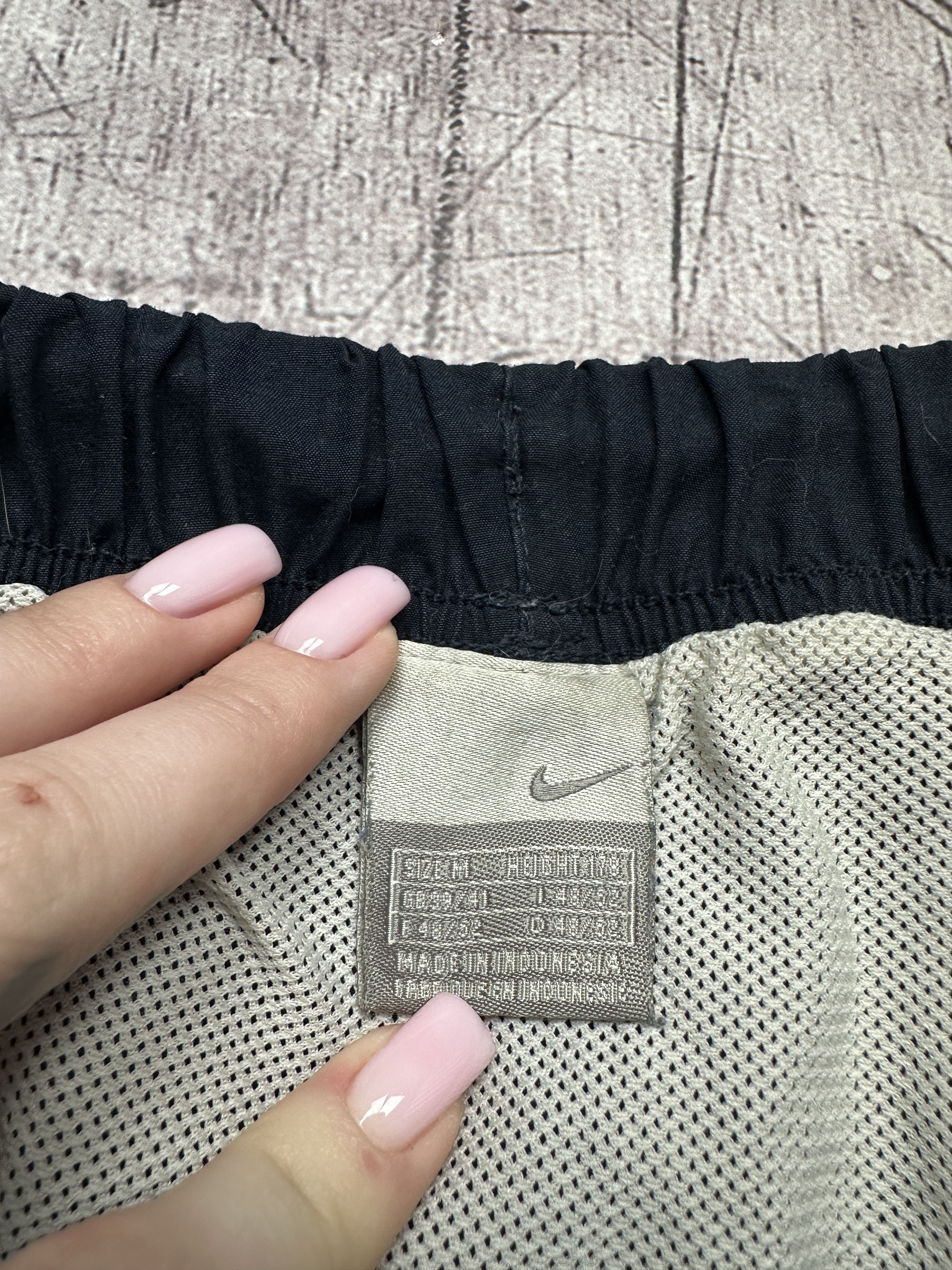 Nike Nike Vintage Mens Nylon Swimming Shorts Size US 32 / EU 48 - 5 Thumbnail