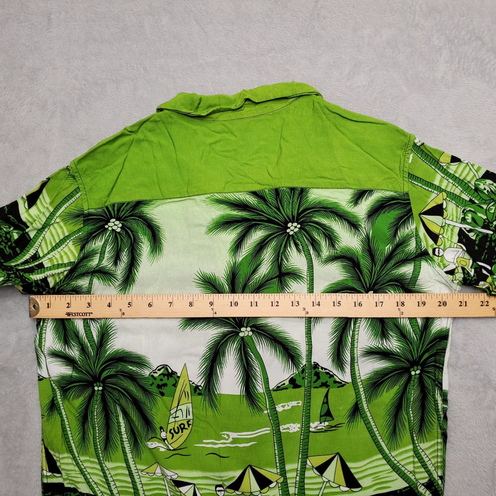 Vintage Hawaiian Shirt Mens S Green Palm Floral Short Sleeve Wind Surfing Button-Up Vintage Modern Size US S / EU 44-46 / 1 - 6 Thumbnail