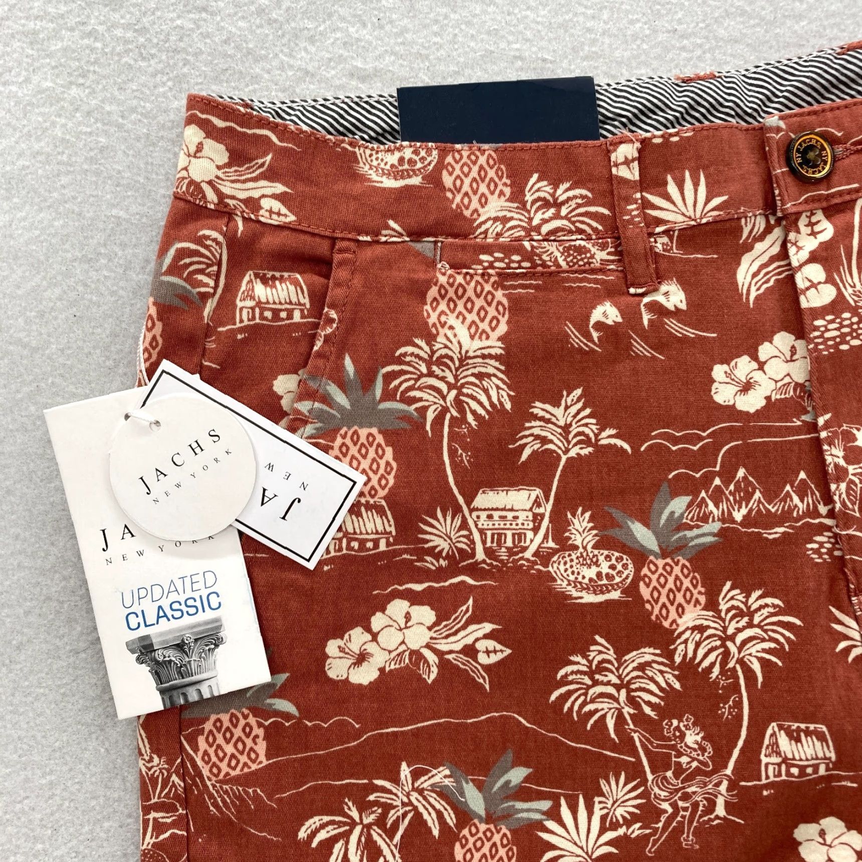 Vintage JACHS New York Bleecker Short Mens 32 Red Hawaiian Pineapple Vacation Travel NWT Size US 32 / EU 48 - 2 Thumbnail