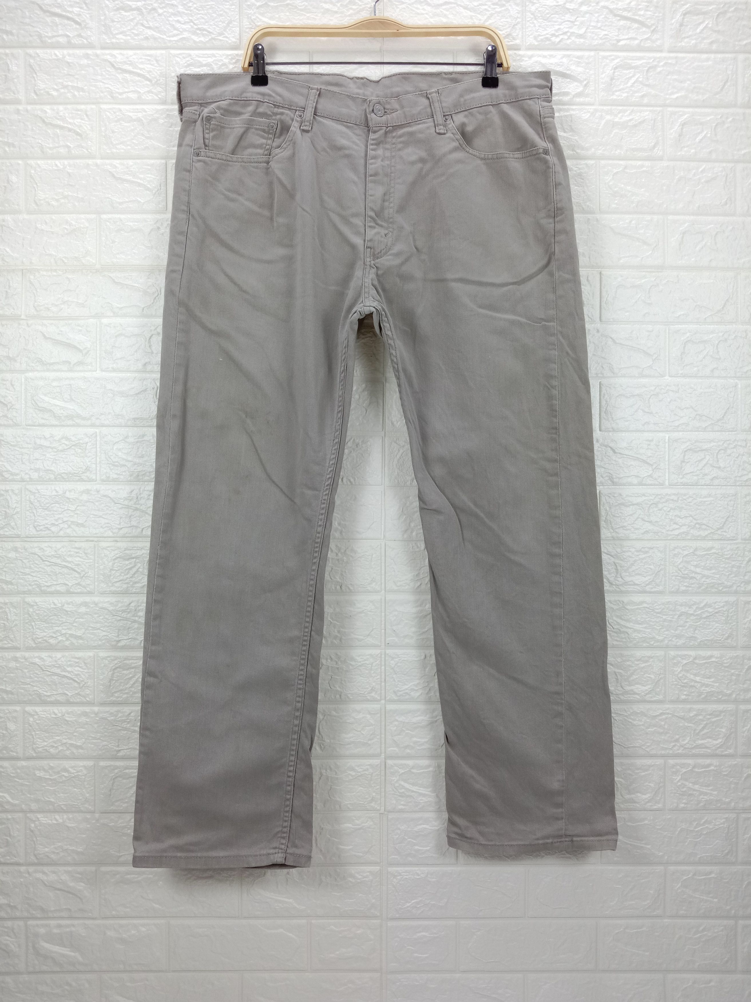 image of Levis x Levis Vintage Clothing Vintage Levi's 505 Regular Fit Denim in Khaki, Men's (Size 38)