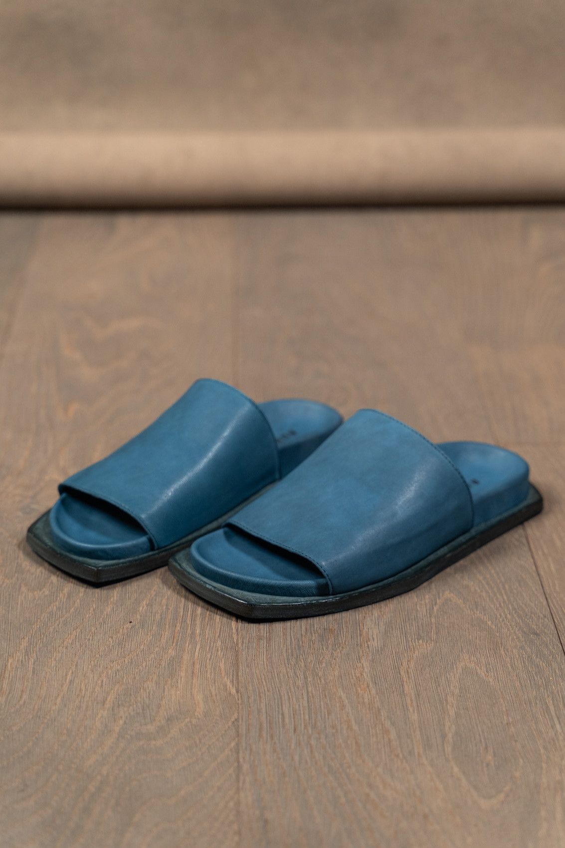 Rundholz Tulip coloured Slippers Size US 7 / IT 37 - 1 Thumbnail