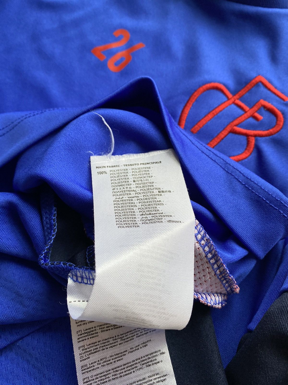 Macron Macron FC Basel Training #26 Soccer Football Jersey Size US L / EU 52-54 / 3 - 15 Thumbnail