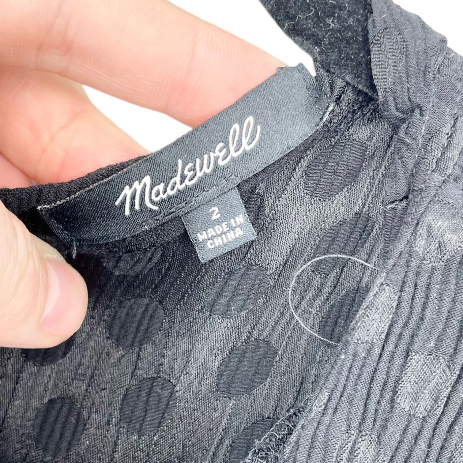 Madewell Madewell Black Dot Jacquard Deep-V Short Sleeve Jumpsuit 2 Size 26" / US 2 / IT 38 - 4 Thumbnail
