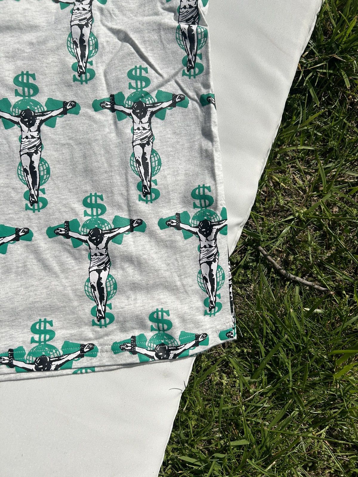 Fuck The Population FTP - Crucifix Ash T Shirt - Medium Size US M / EU 48-50 / 2 - 10 Thumbnail