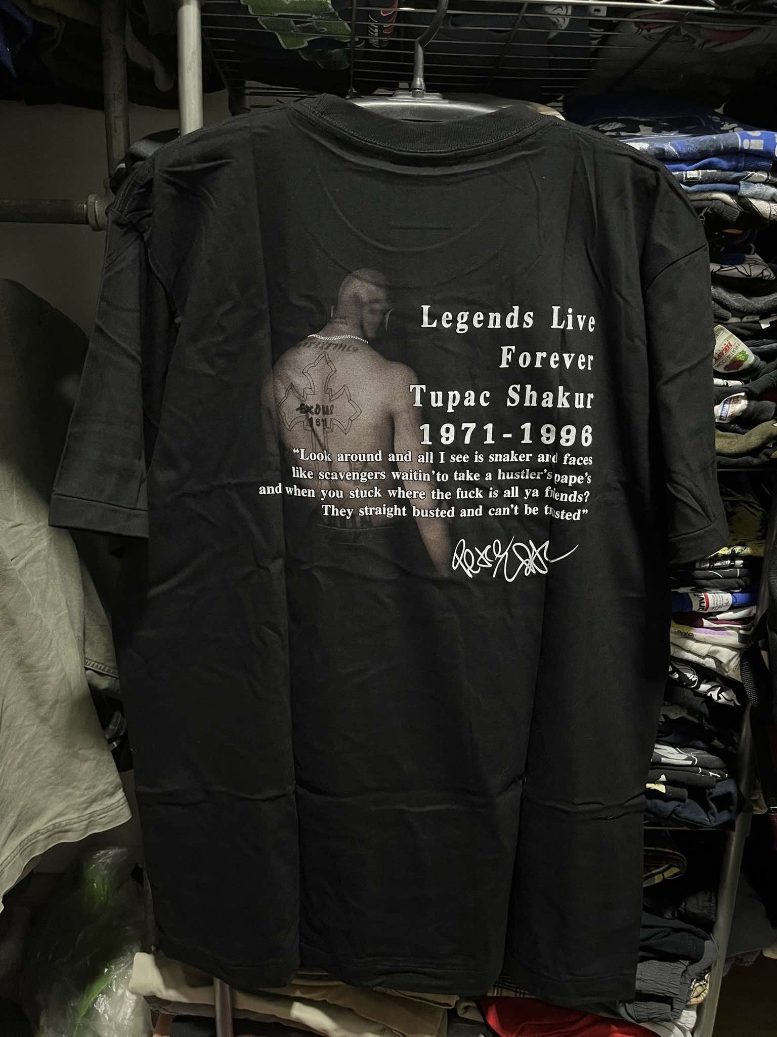 Rap Tees × Vintage 2Pac Tupac Shakur Legends Live Forever Rap Tee Size US XL / EU 56 / 4 - 2 Thumbnail