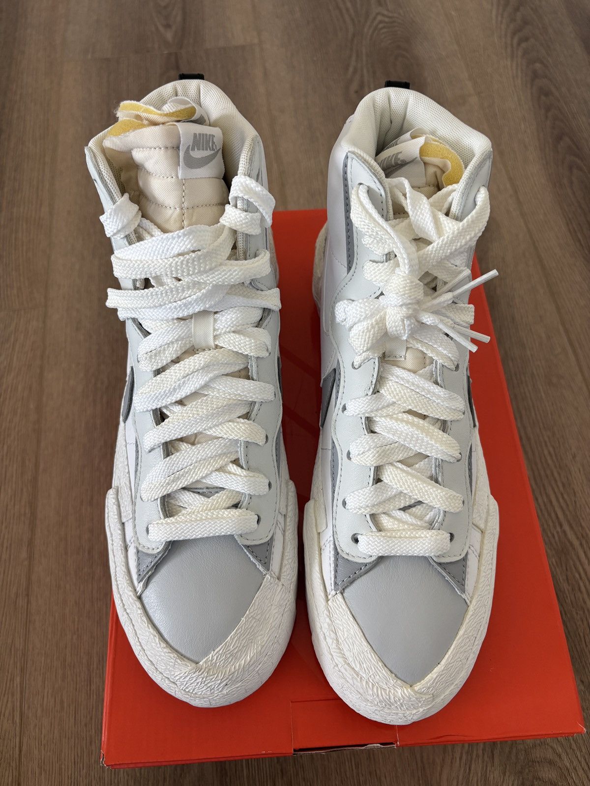 Nike × Sacai Nike Blazer Mid Sacai White Grey 2019 Size US 9 / EU 42 - 3 Thumbnail