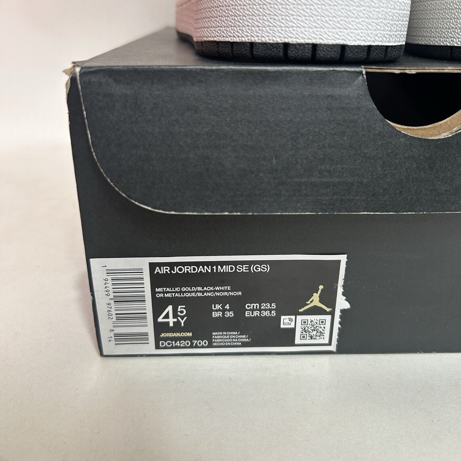 Jordan Brand Nike Air Jordan 1 Retro Mid SE “Metallic Gold” 2024 Size US 6 / IT 36 - 5 Thumbnail