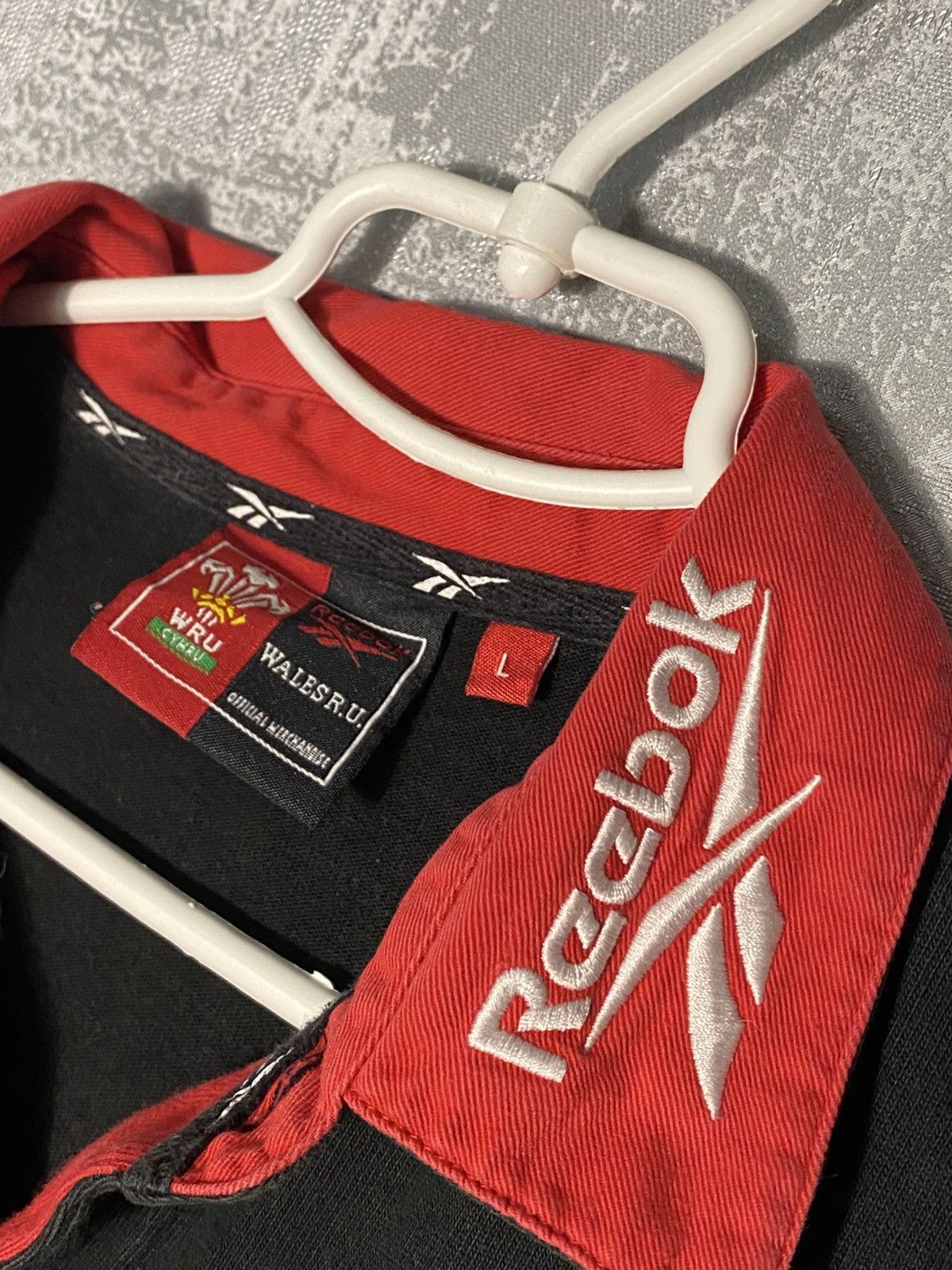 Reebok Vintage Wales Reebok Rugby Jersey 1999/2000 Away Mens Kit Size US L / EU 52-54 / 3 - 3 Thumbnail