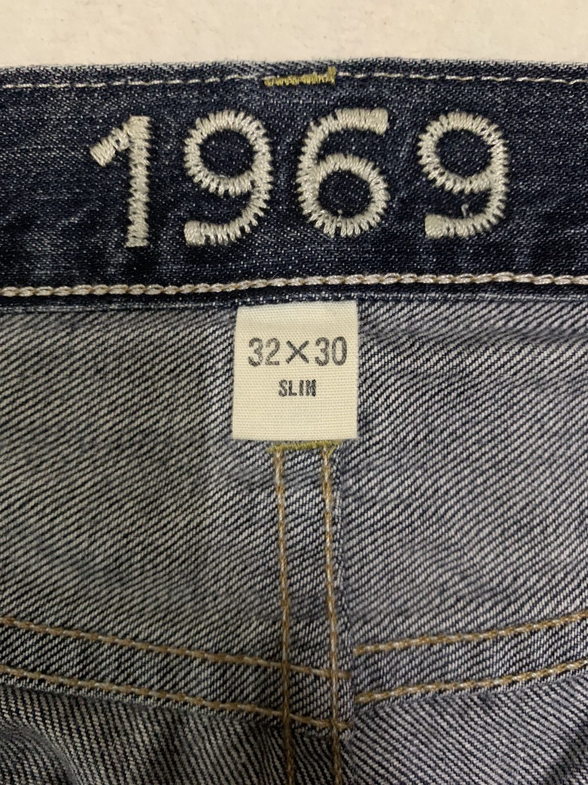 Gap Vintage Gap 1969 Whiskers Washed Distressed Grunge Jeans Size US 32 / EU 48 - 16 Thumbnail