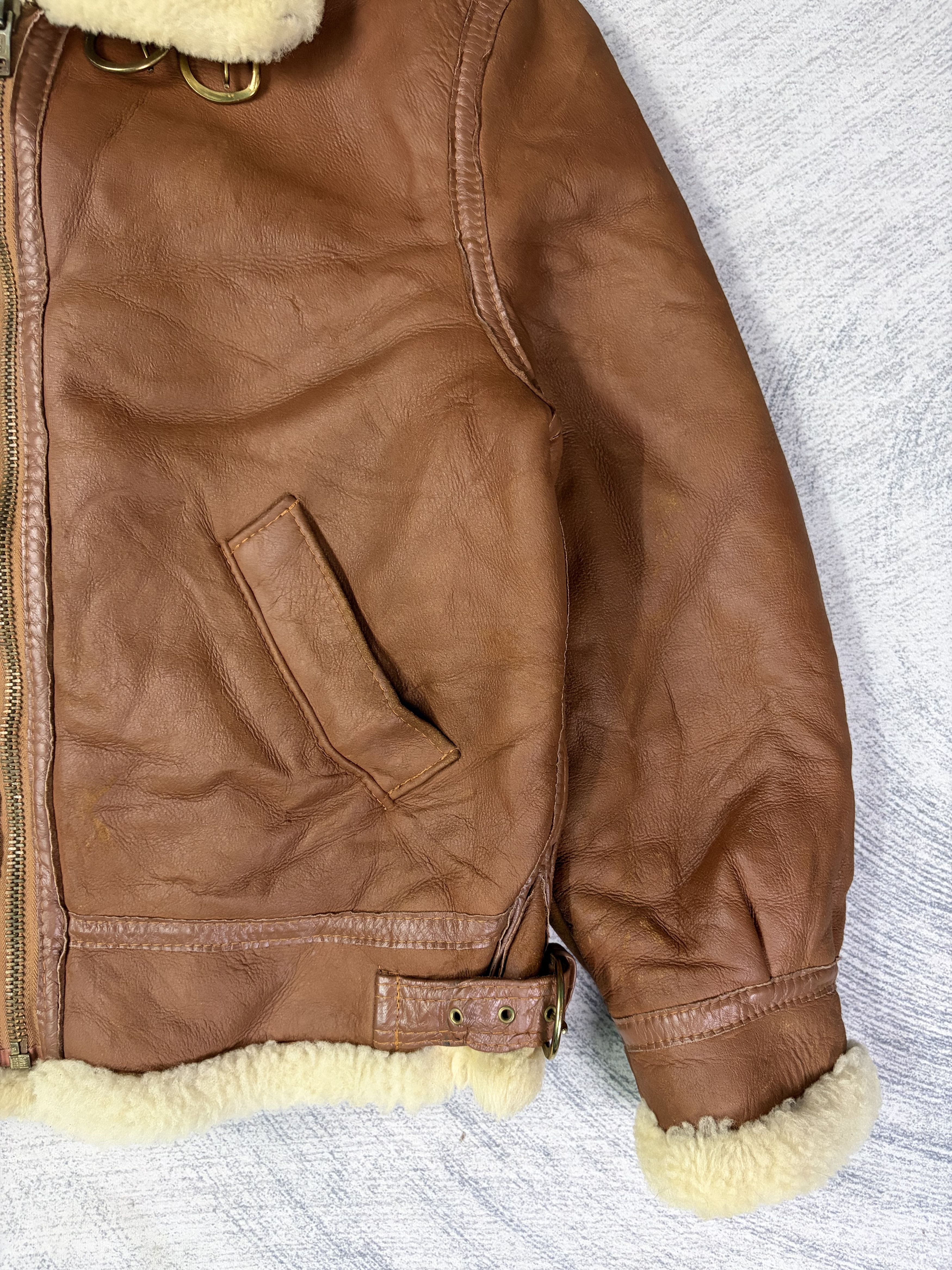 Genuine Leather Vintage B3 USAF USA Insignia Leather SheepSkin Jacket Size US M / EU 48-50 / 2 - 5 Thumbnail