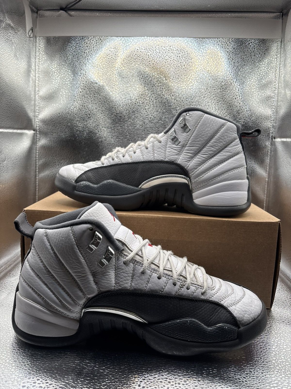 Jordan Brand Air Jordan 12 white dark grey Size US 9.5 / EU 42-43 - 4 Thumbnail
