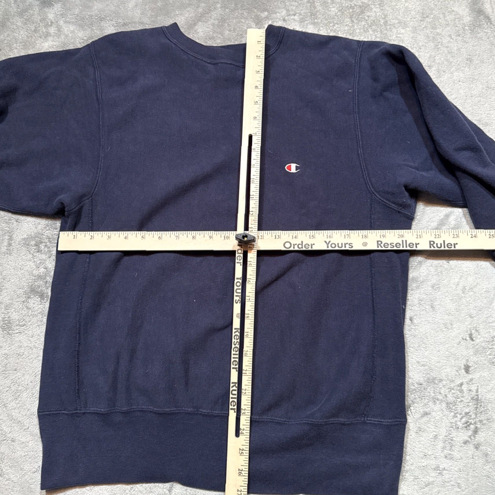 Champion VINTAGE Champion Sweatshirt Crewneck Mens Large Blue Reverse Weave 90s Made USA Logo Embroidered Heavyweight Pullover Regular Size US L / EU 52-54 / 3 - 5 Thumbnail