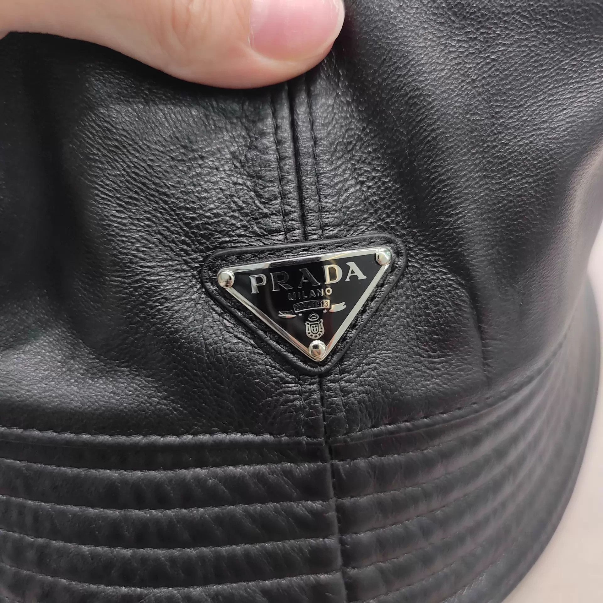 Prada Prada sheepskin steel tag bucket hat new Size ONE SIZE - 4 Thumbnail