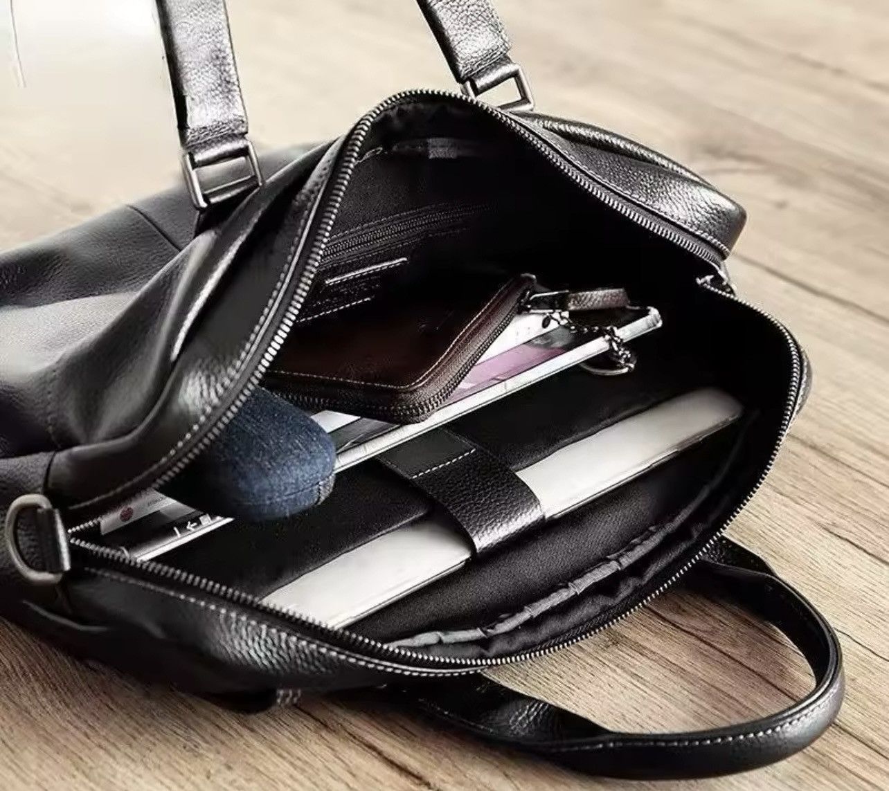 Japanese Brand × Leather Luxury Shoulder Messenger Bag Size ONE SIZE - 4 Thumbnail