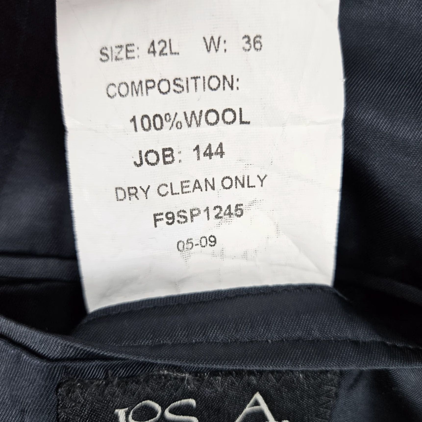 Jos. A. Bank Jos A Bank Navy 100% Wool Pinstriped 2 Button Vented Notch Blazer Sport Coat 42L Size 42R - 4 Thumbnail