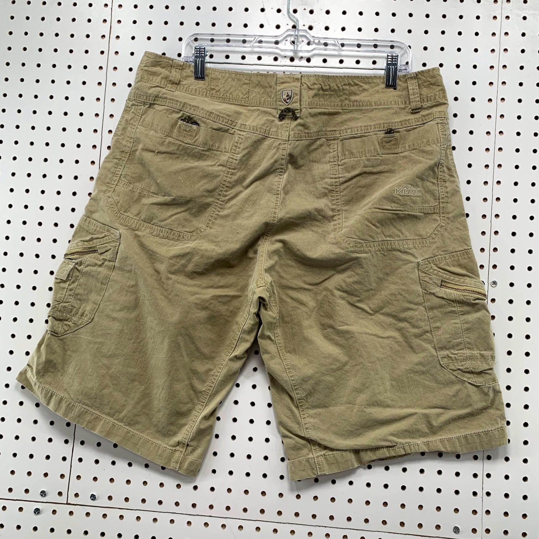 Vintage Kuhl Cargo Shorts Mens 38 Khaki Relaxed Fit Outdoor Utility Pocket 38x12/5 Size US 27 - 2 Thumbnail
