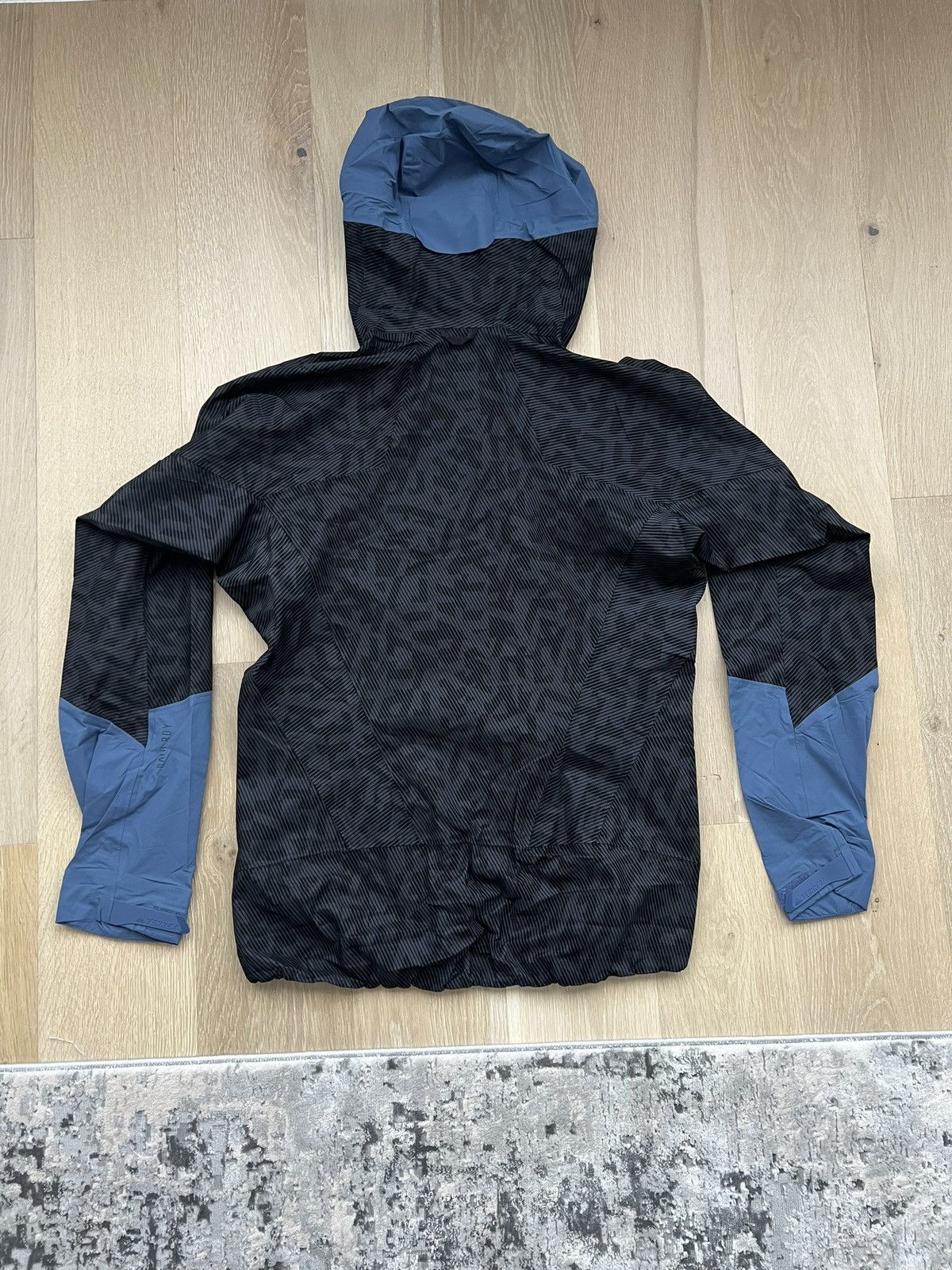 Adidas Adidas terrex Wind breaker blue and grey Size US M / EU 48-50 / 2 - 2 Thumbnail