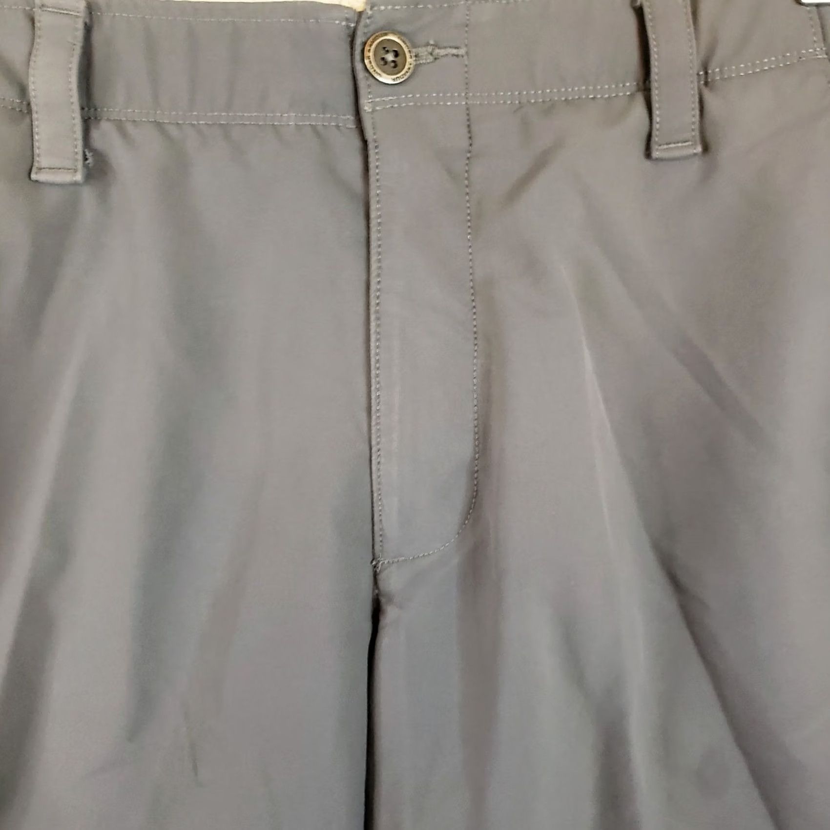 Under Armour Under Armour Shorts Mens 34 Gray Golf Performance Stretch Flat Front Quick Dry Size US 34 / EU 50 - 3 Thumbnail