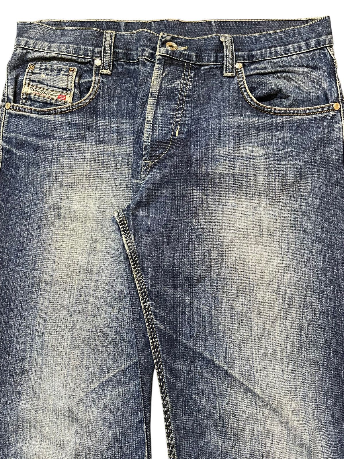 Diesel Vintage Diesel Industry Blue Faded Wash Style Loose Jeans Size US 34 / EU 50 - 4 Thumbnail