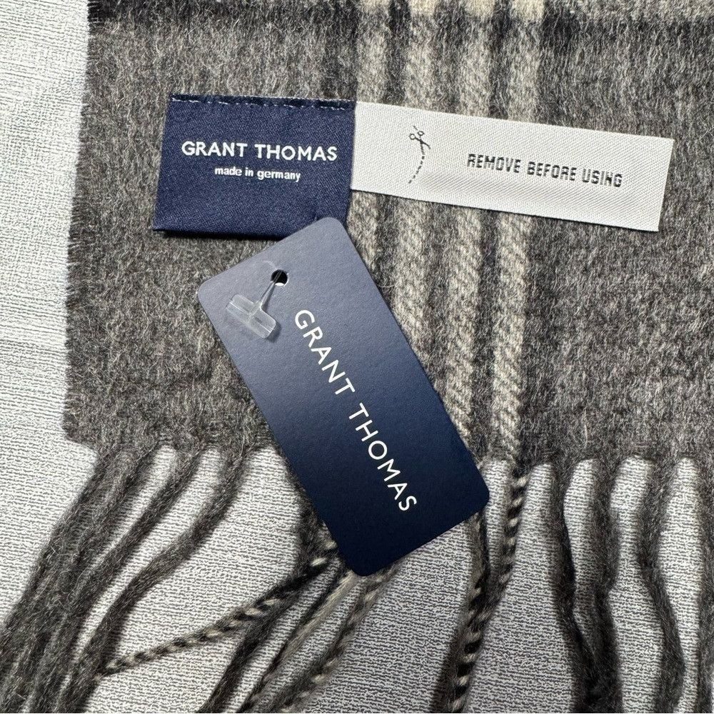 Grant Thomas NWT New Grant Thomas 100% Cashmere Grey Plaid Scarf Made In Size ONE SIZE - 7 Thumbnail