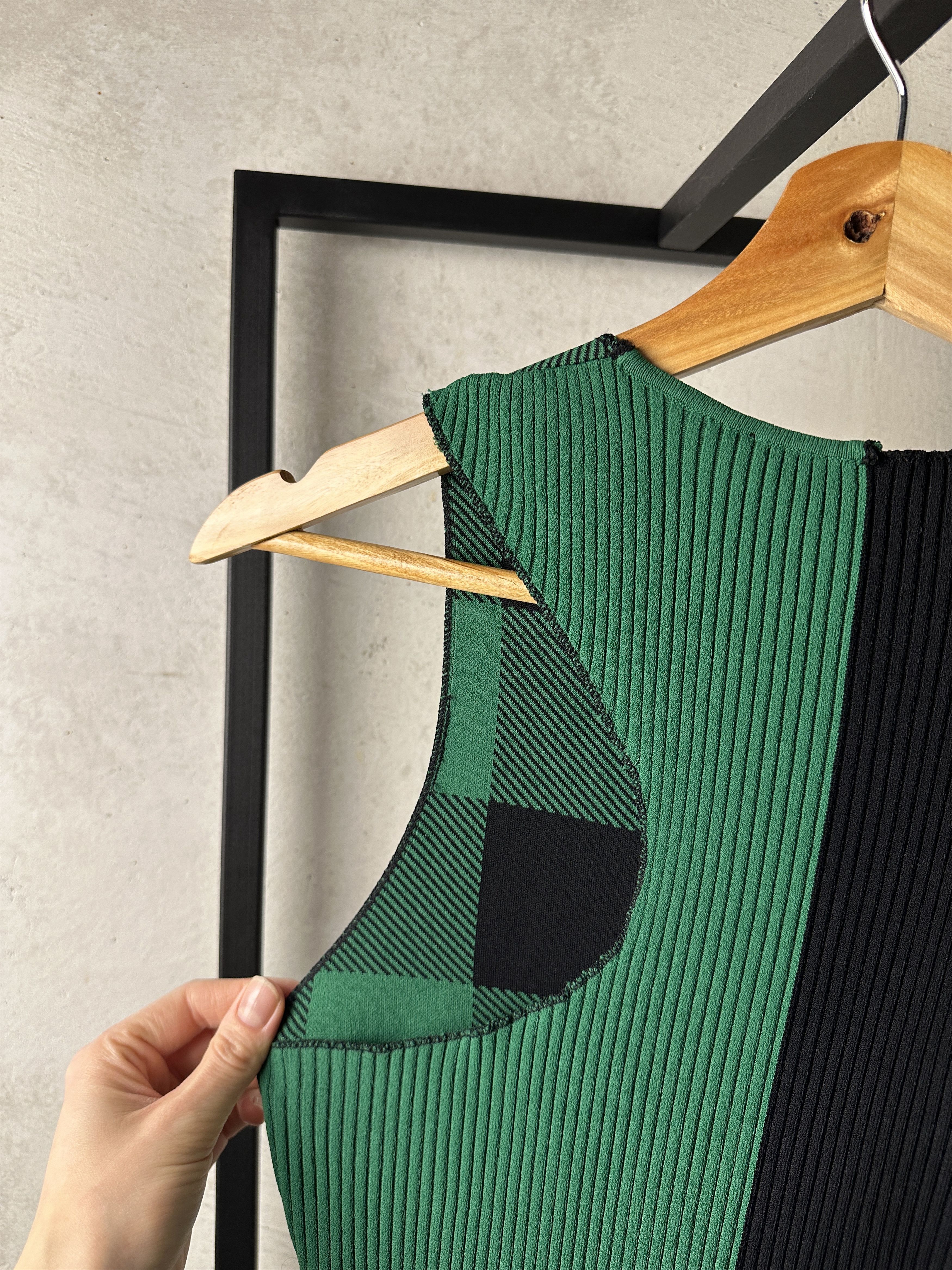 Haider Ackermann Haider Ackermann Onyx Black + Green Dress Size S / US 4 / IT 40 - 8 Thumbnail