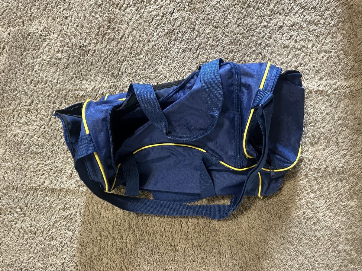 Aeropostale Vintage Aeropostale “triple navy” duffel bag 00s Size ONE SIZE - 3 Thumbnail