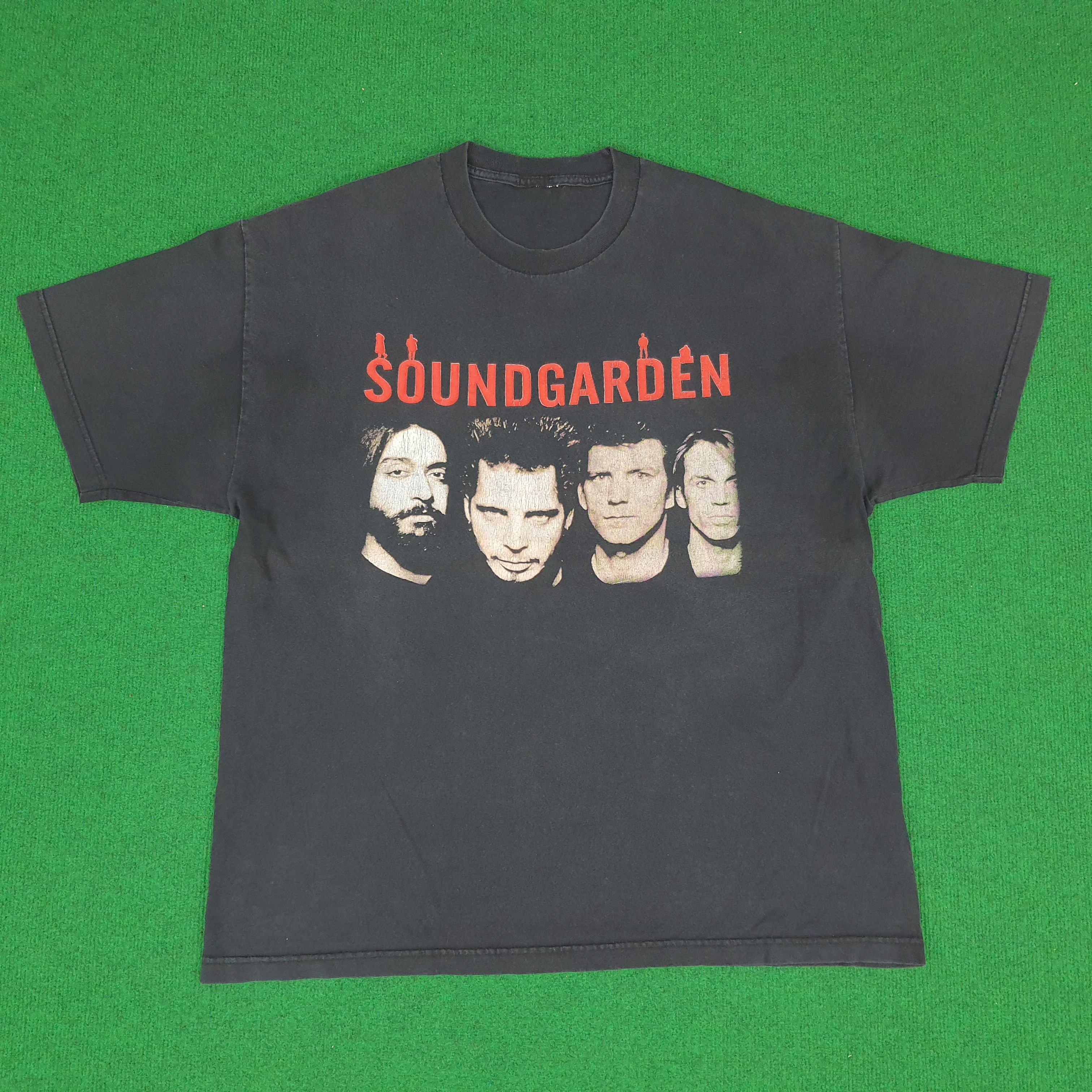 Band Tees × Vintage Vintage Soundgarden American Rock Band T-shirt Size US XL / EU 56 / 4 - 1 Thumbnail