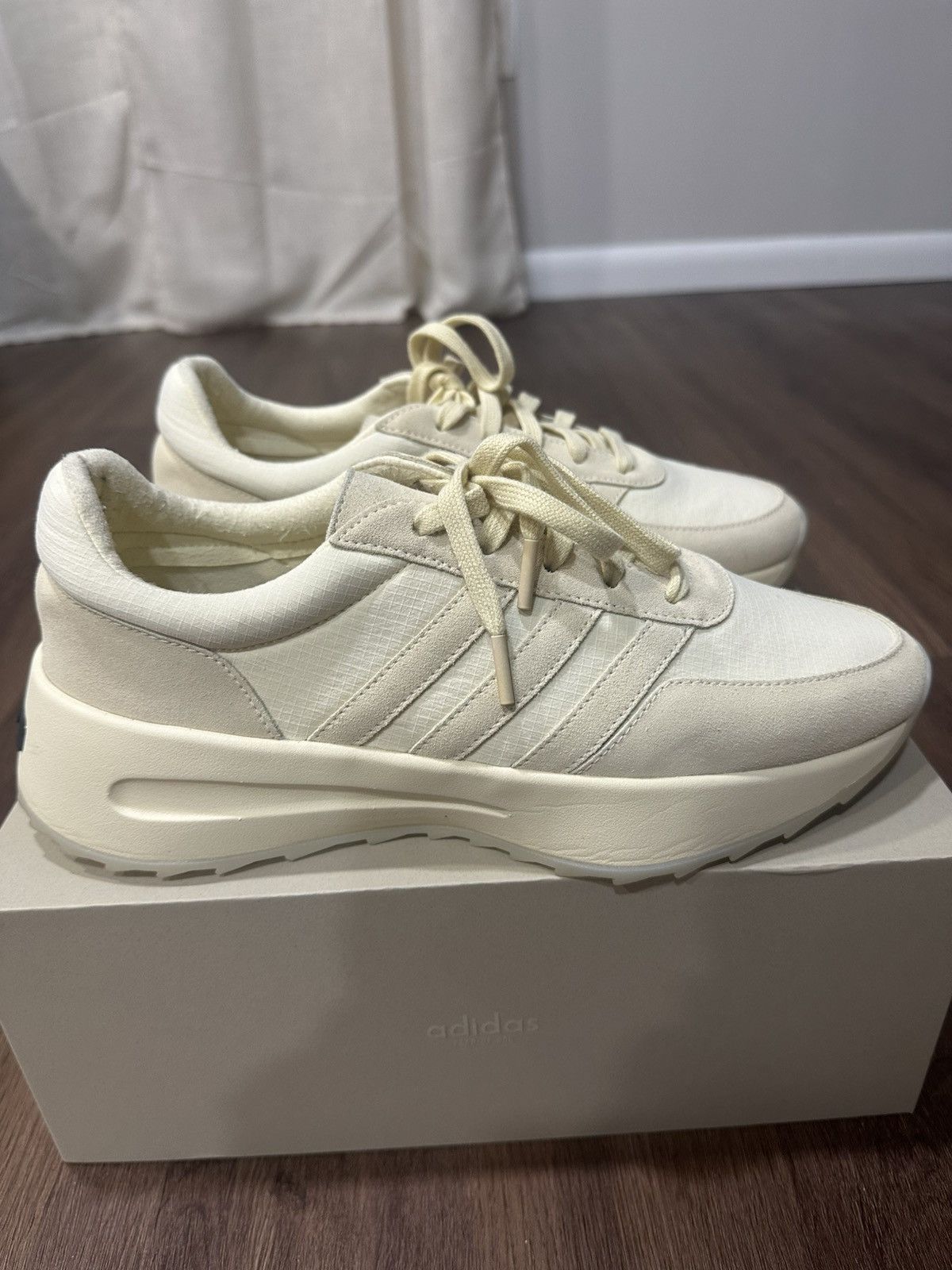 Adidas × Fear of God Fear of God Has Pale Yellow Los Angeles Runner Size US 9.5 / EU 42-43 - 3 Thumbnail