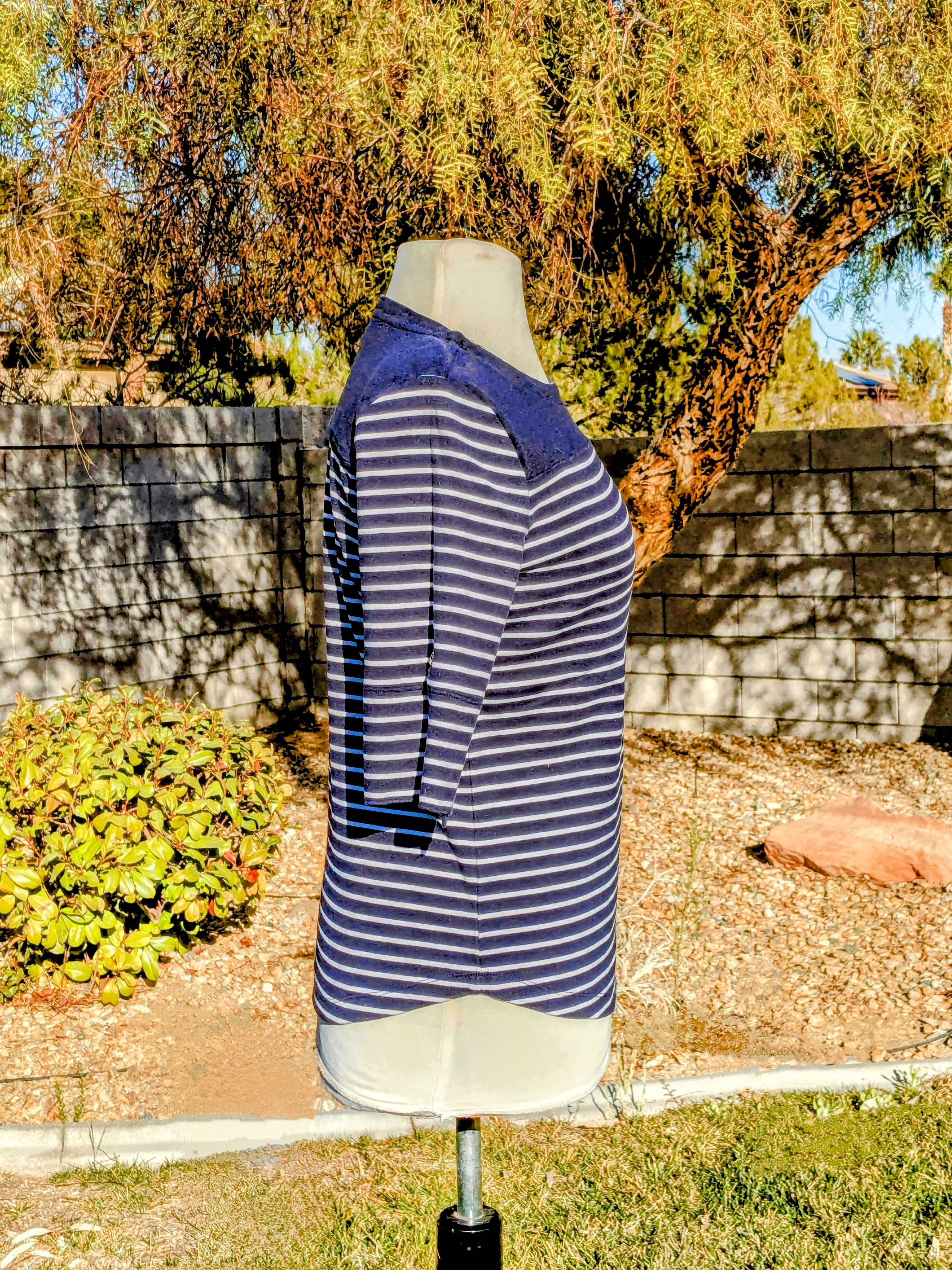 Jones New York JONES NEW YORK Navy Stripe Nautical 3/4 Sleeve Pull Over Top Size L / US 10 / IT 46 - 4 Thumbnail